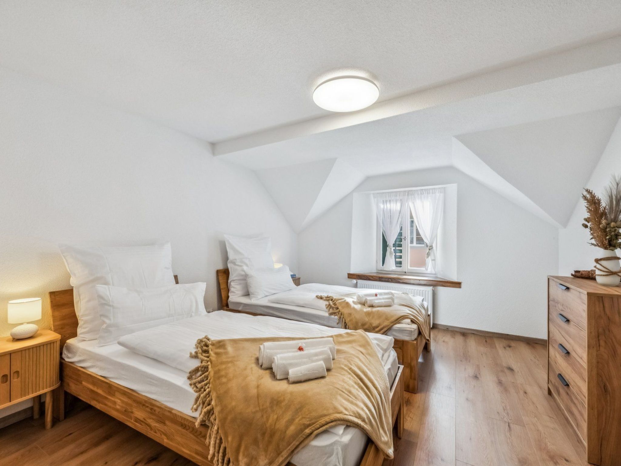 Altstadtidyll No. 2-Drinnen