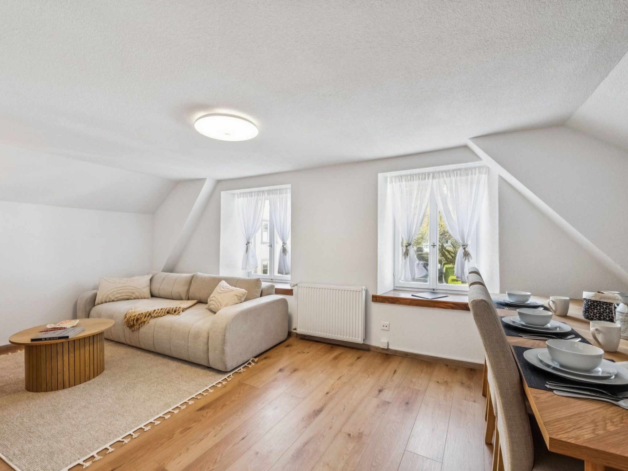 Altstadtidyll No. 2-Drinnen