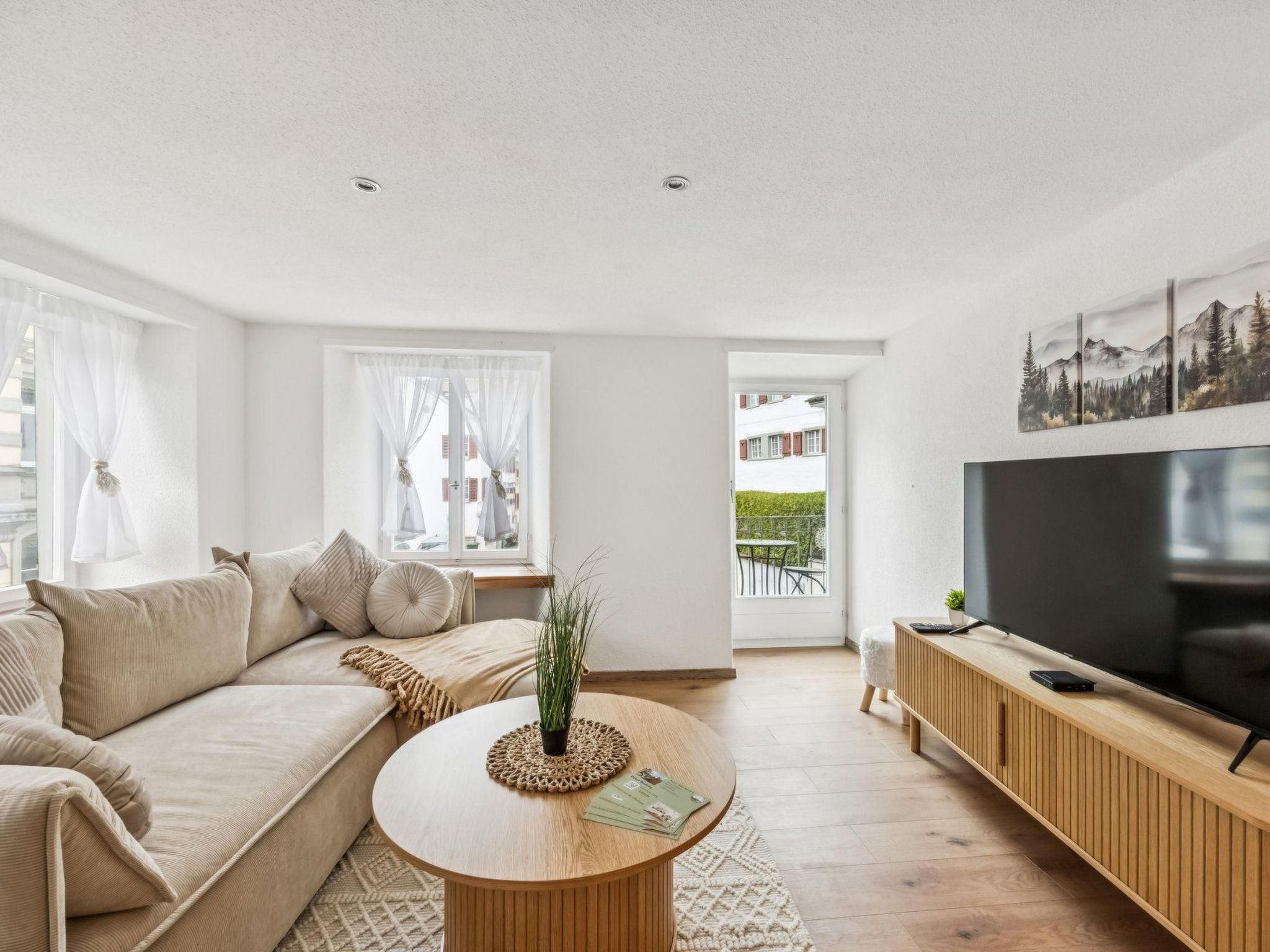 Altstadtidyll No. 1-Drinnen