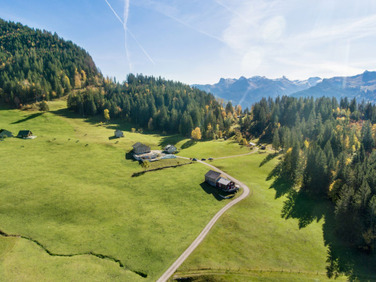 Slide8 - Chalet Gschwend