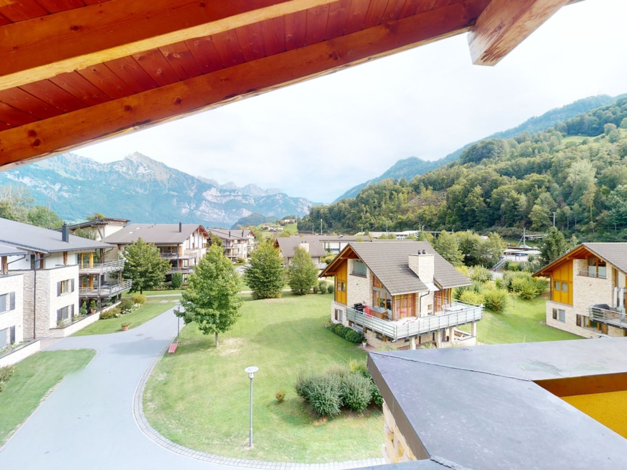 Walensee House & Apartments, (Unterterzen). Comfort Apartment Nr. 26 - Image-tags.info