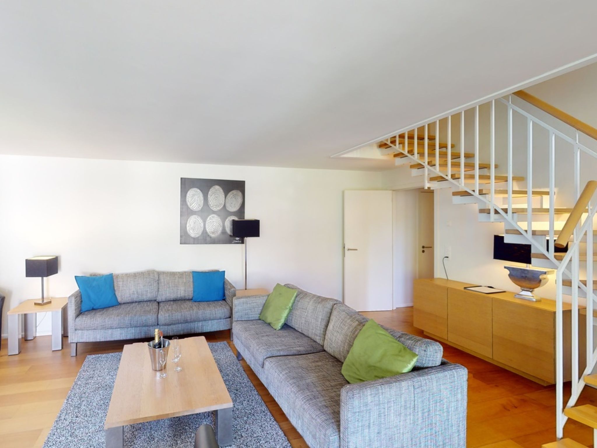 Walensee House & Apartments, (Unterterzen). Deluxe Penthouse Apartment Nr. 79 - Image-tags.info