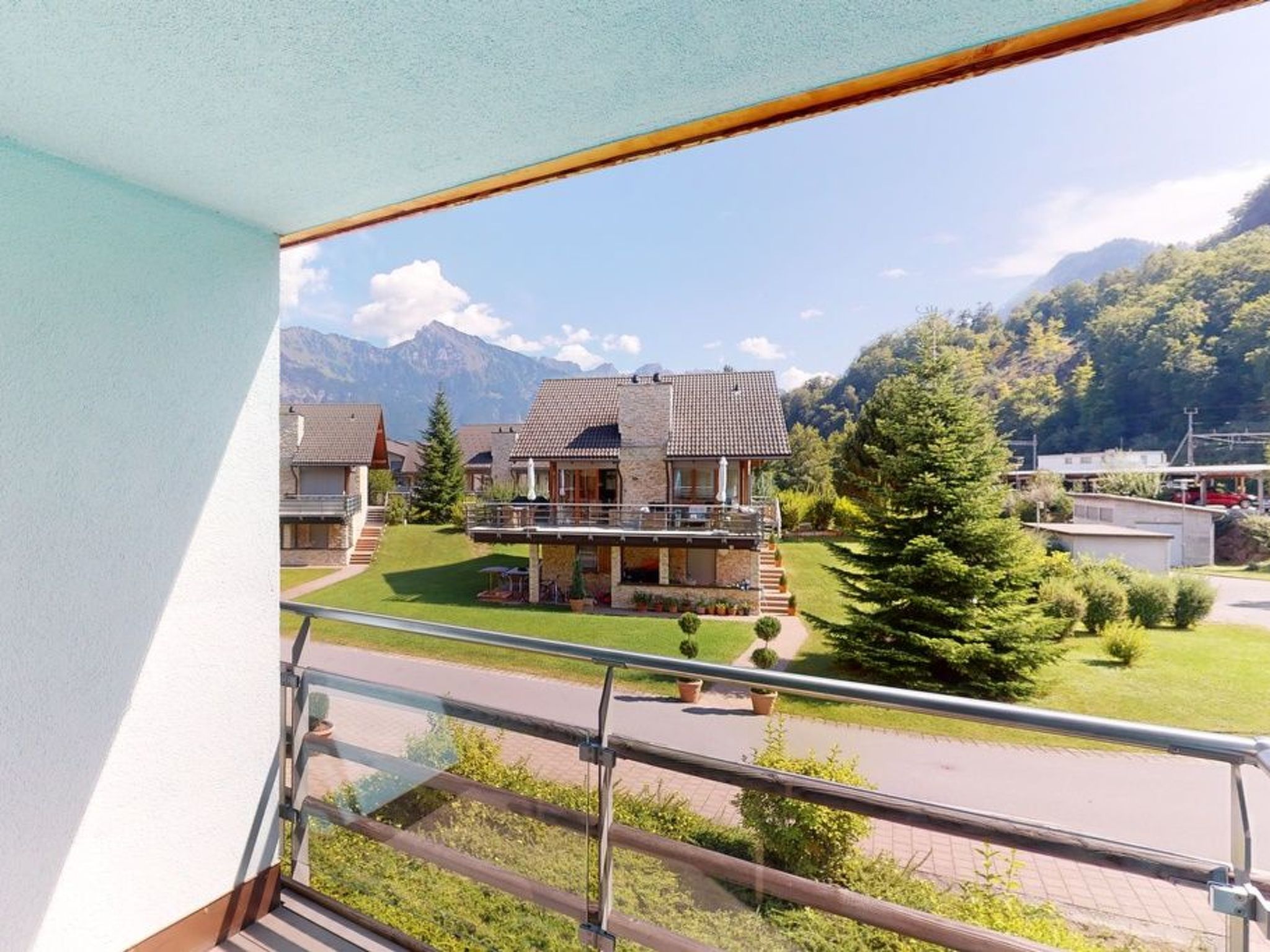 Walensee House & Apartments, (Unterterzen),
