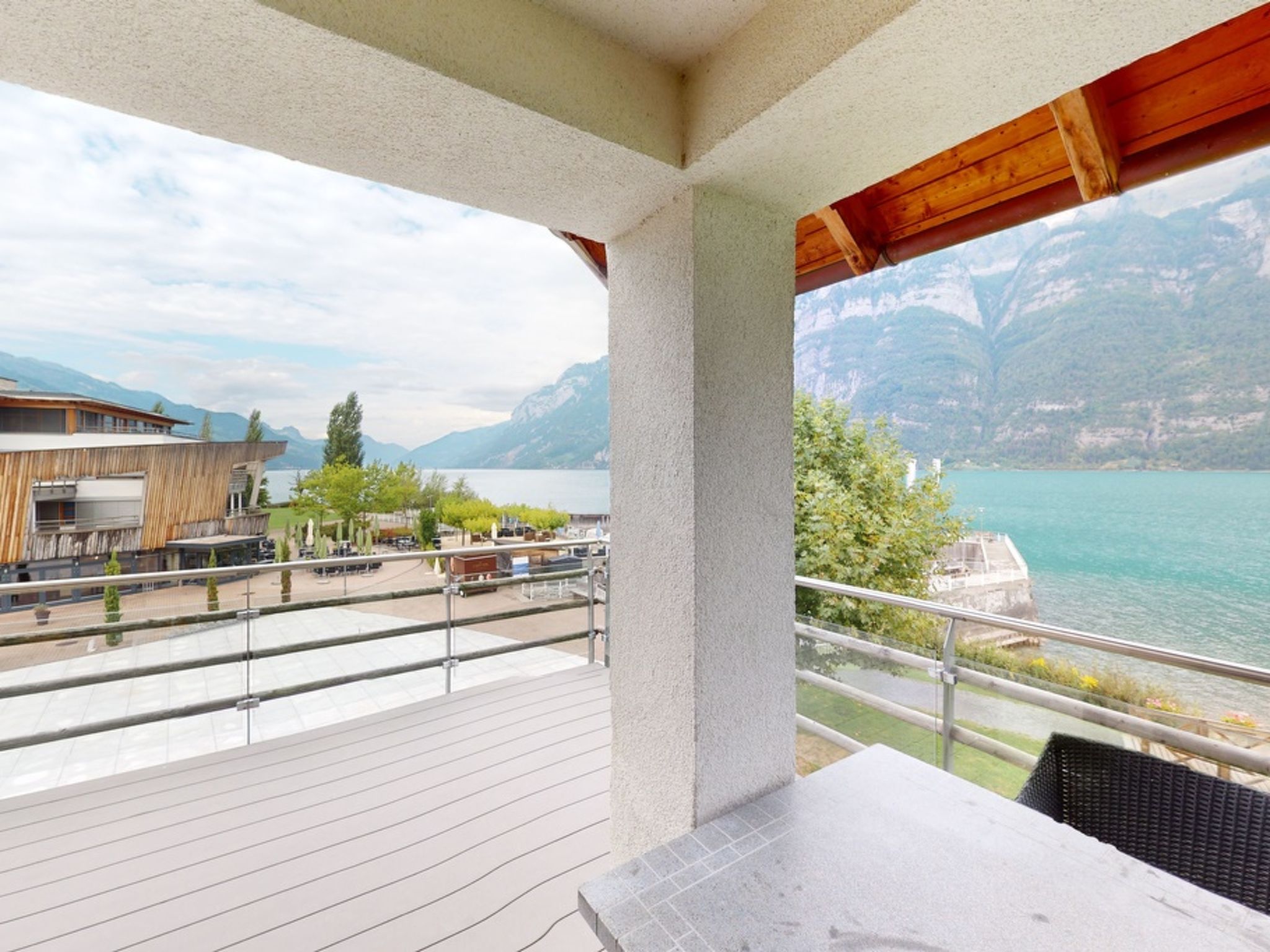 Walensee House & Apartments, (Unterterzen). Deluxe Penthouse Apartment Nr. 38 - Image-tags.info