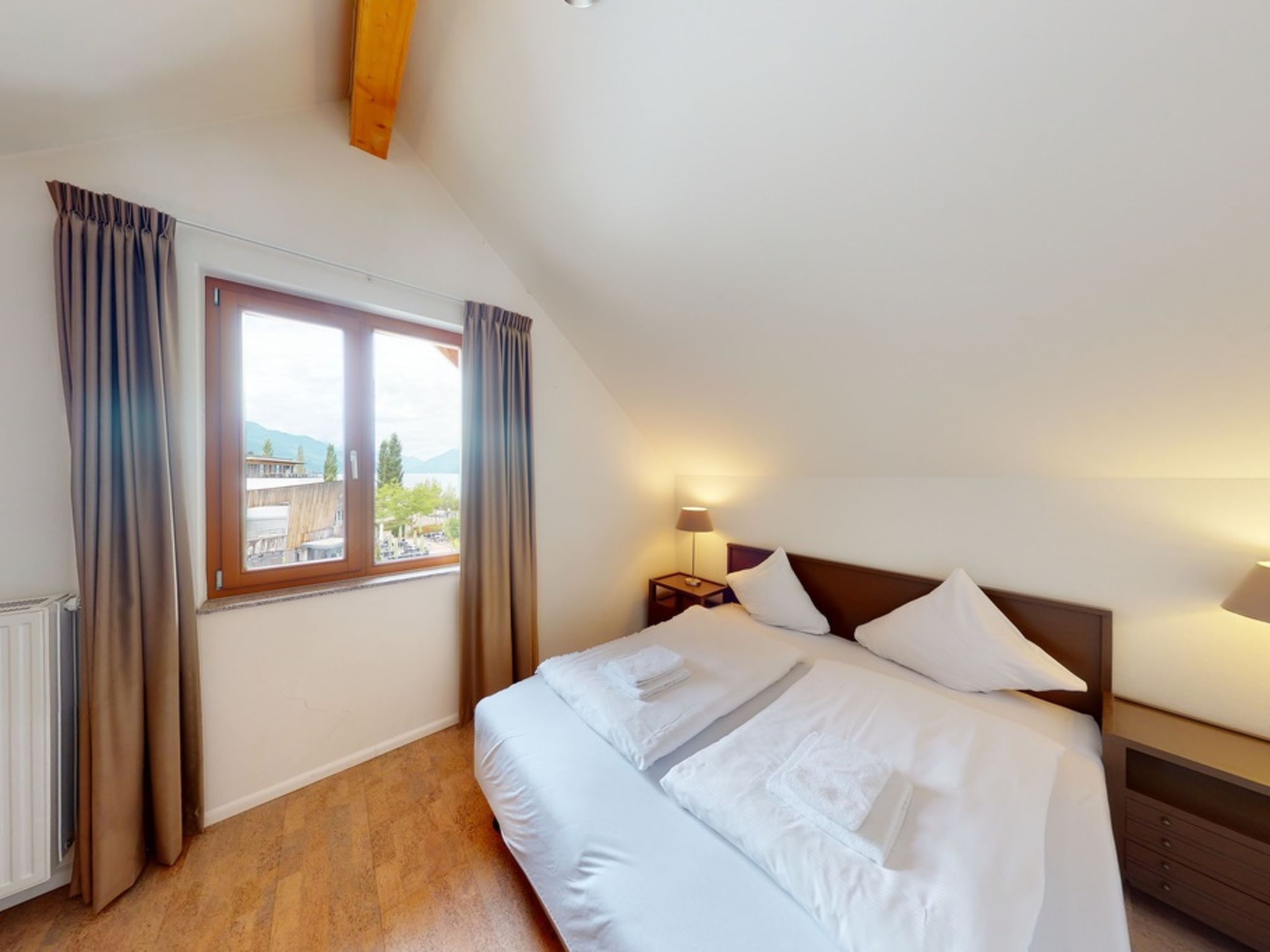 Walensee House & Apartments, (Unterterzen). Deluxe Penthouse Apartment Nr. 38 - Image-tags.info