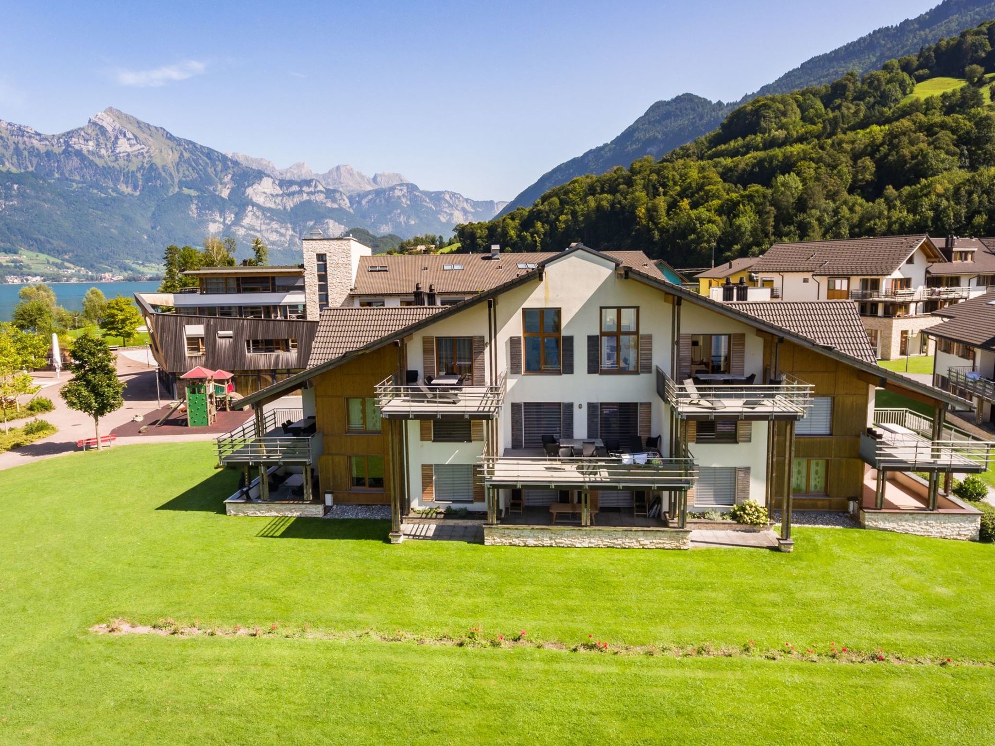 Ferienwohnungen Resort Walensee 129 & 130, (Unterterzen). 4.5 Zimmerwohnung Pen - Image-tags.info