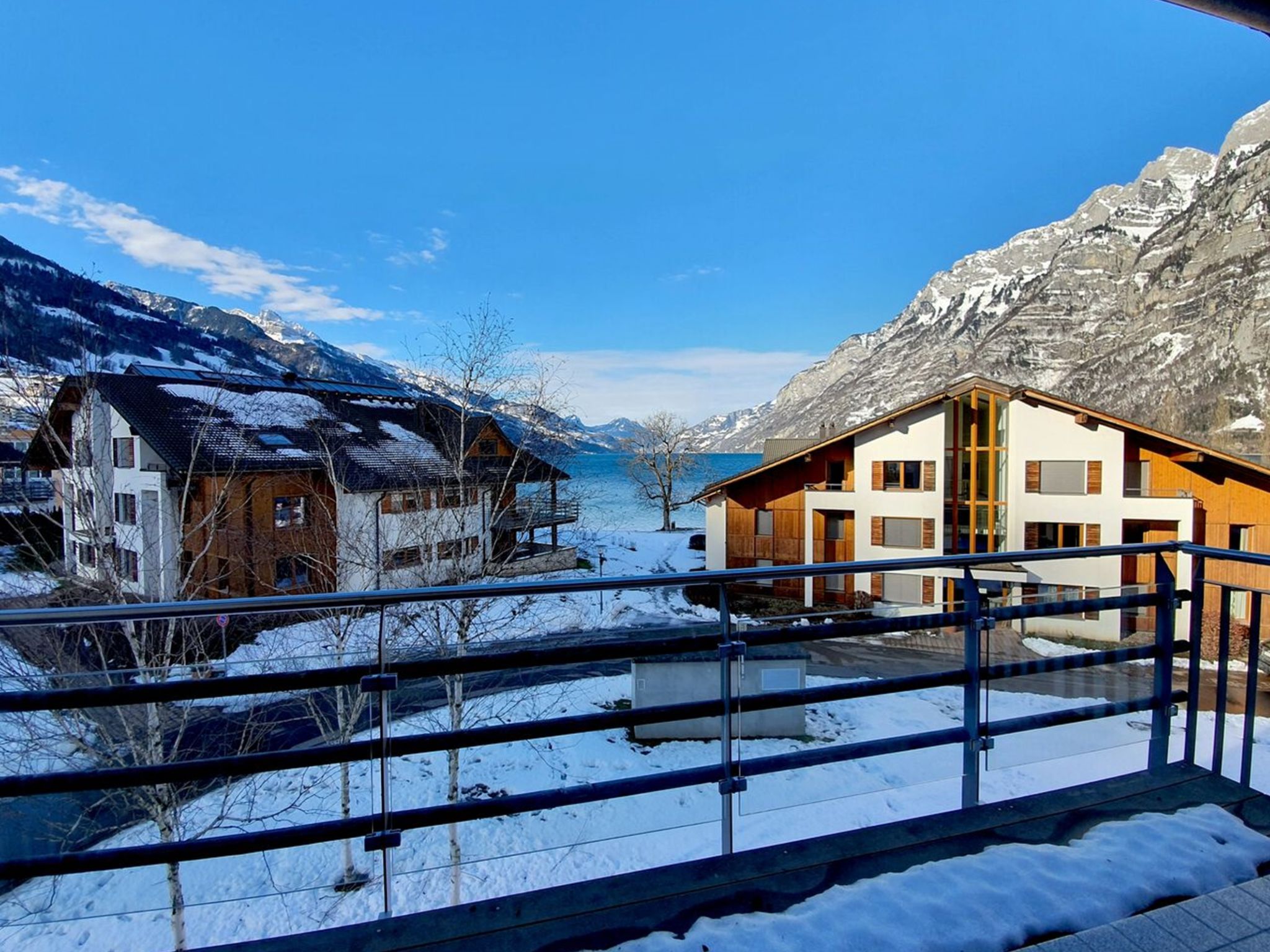 Walensee House & Apartments, (Unterterzen). Penthouse Apartment Nr. 162 - Image-tags.info