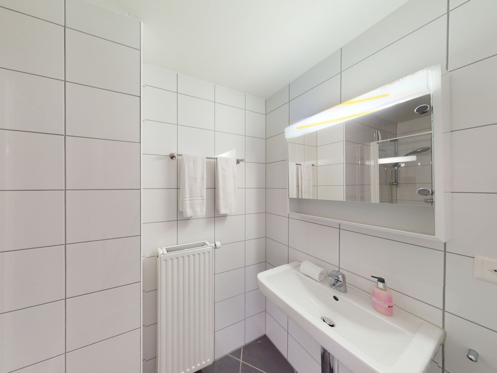 Walensee House & Apartments, (Unterterzen). Penthouse Apartment Nr. 162 - Image-tags.info