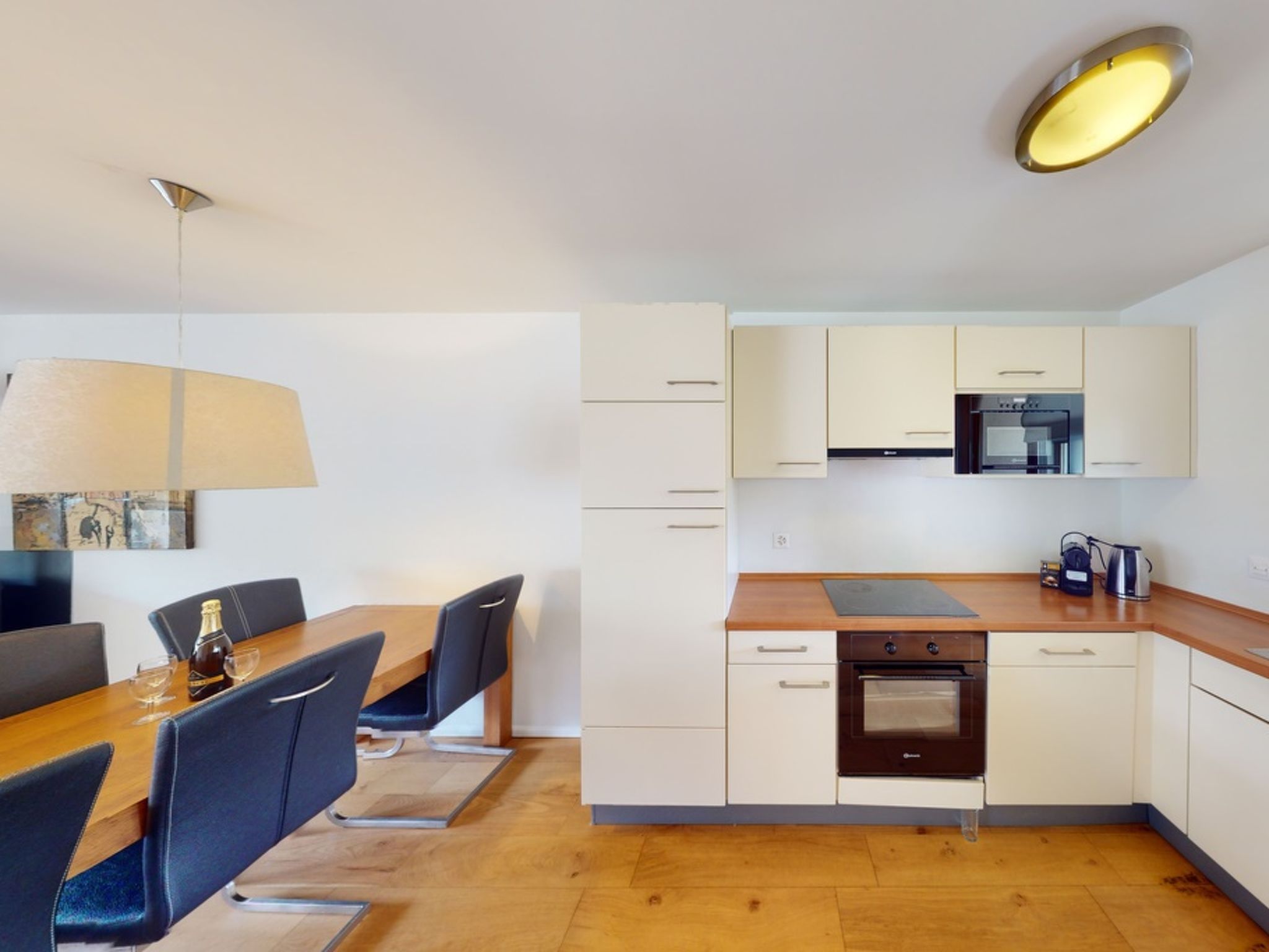 Walensee House & Apartments, (Unterterzen). Penthouse Apartment Nr. 162 - Image-tags.info