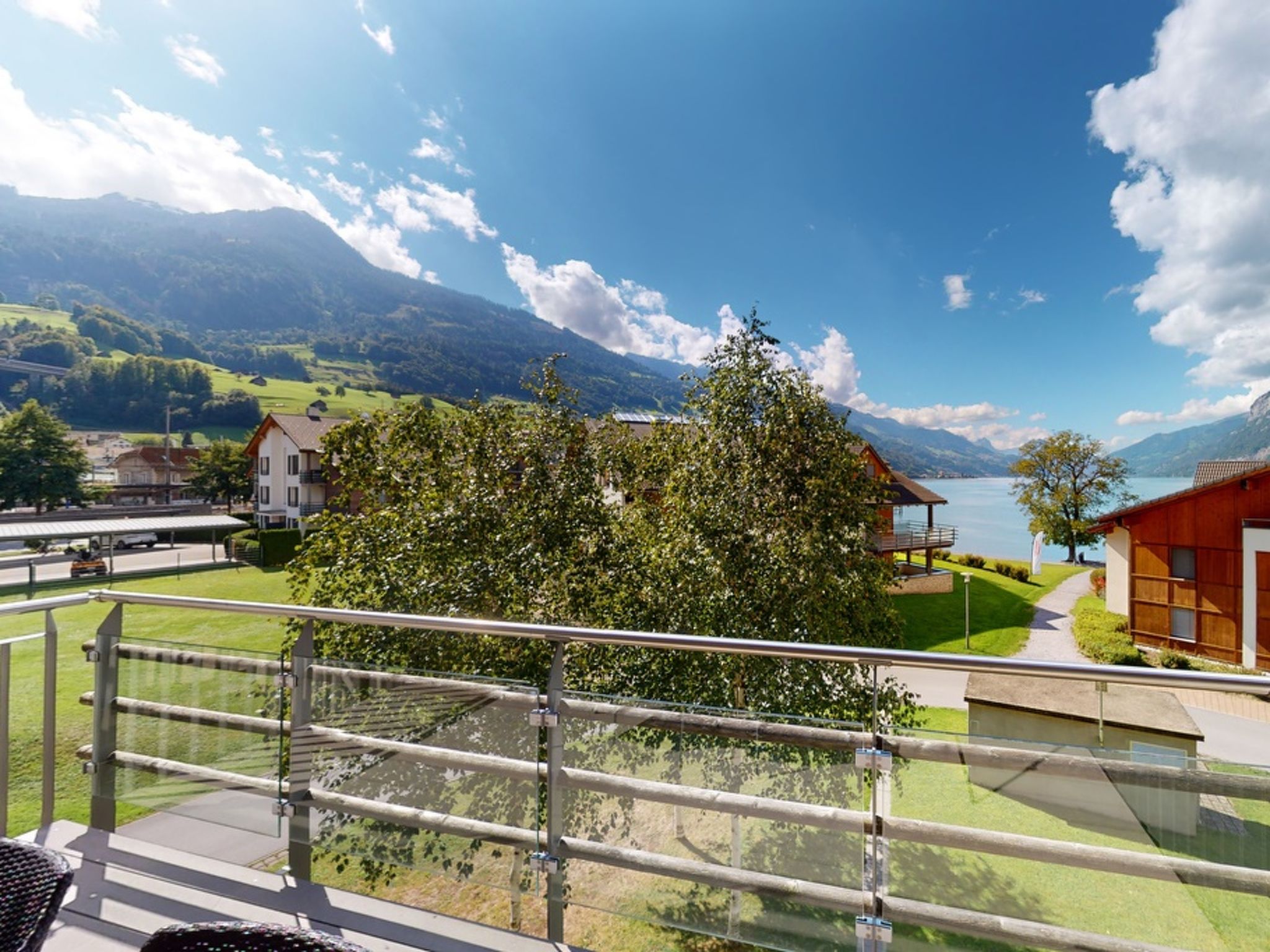 Walensee House & Apartments, (Unterterzen). Penthouse Apartment Nr. 162 - Image-tags.info