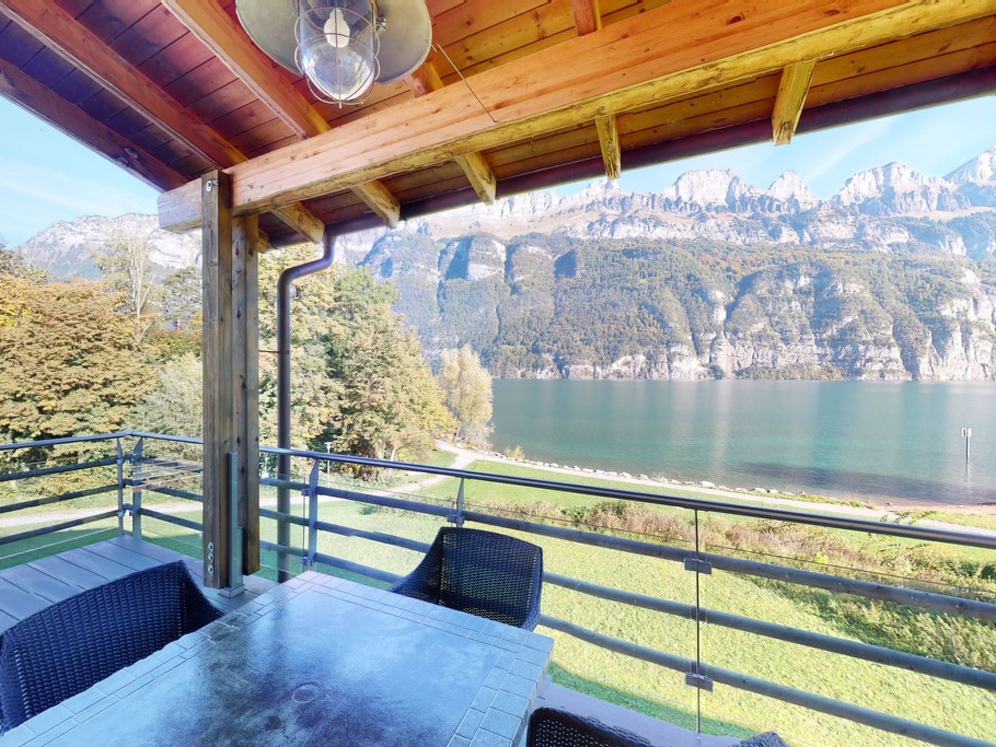 Walensee House & Apartments, (Unterterzen). Deluxe Penthouse Apartment Nr. 92 - Image-tags.info
