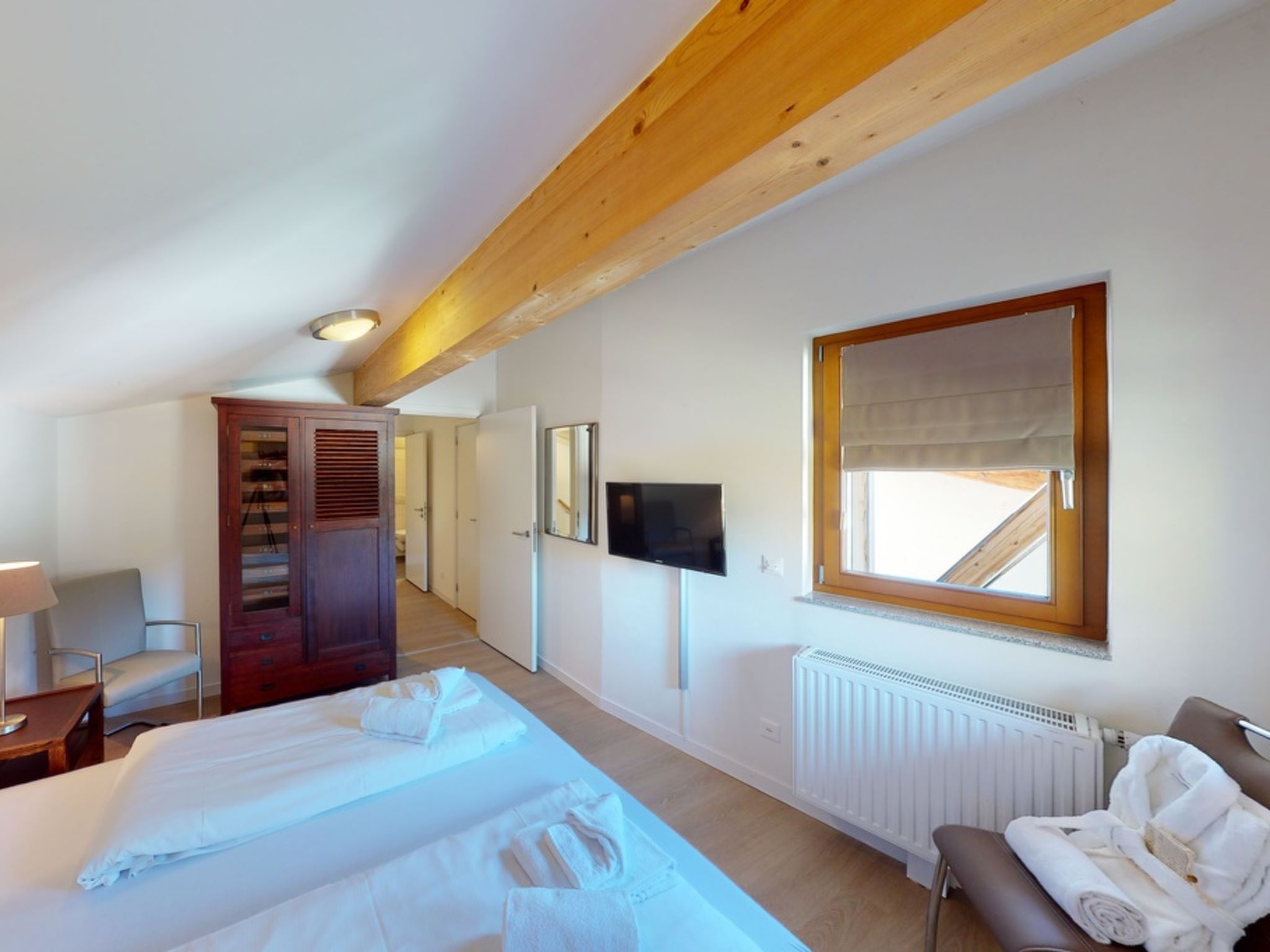 Walensee House & Apartments, (Unterterzen). Deluxe Penthouse Apartment Nr. 92 - Image-tags.info