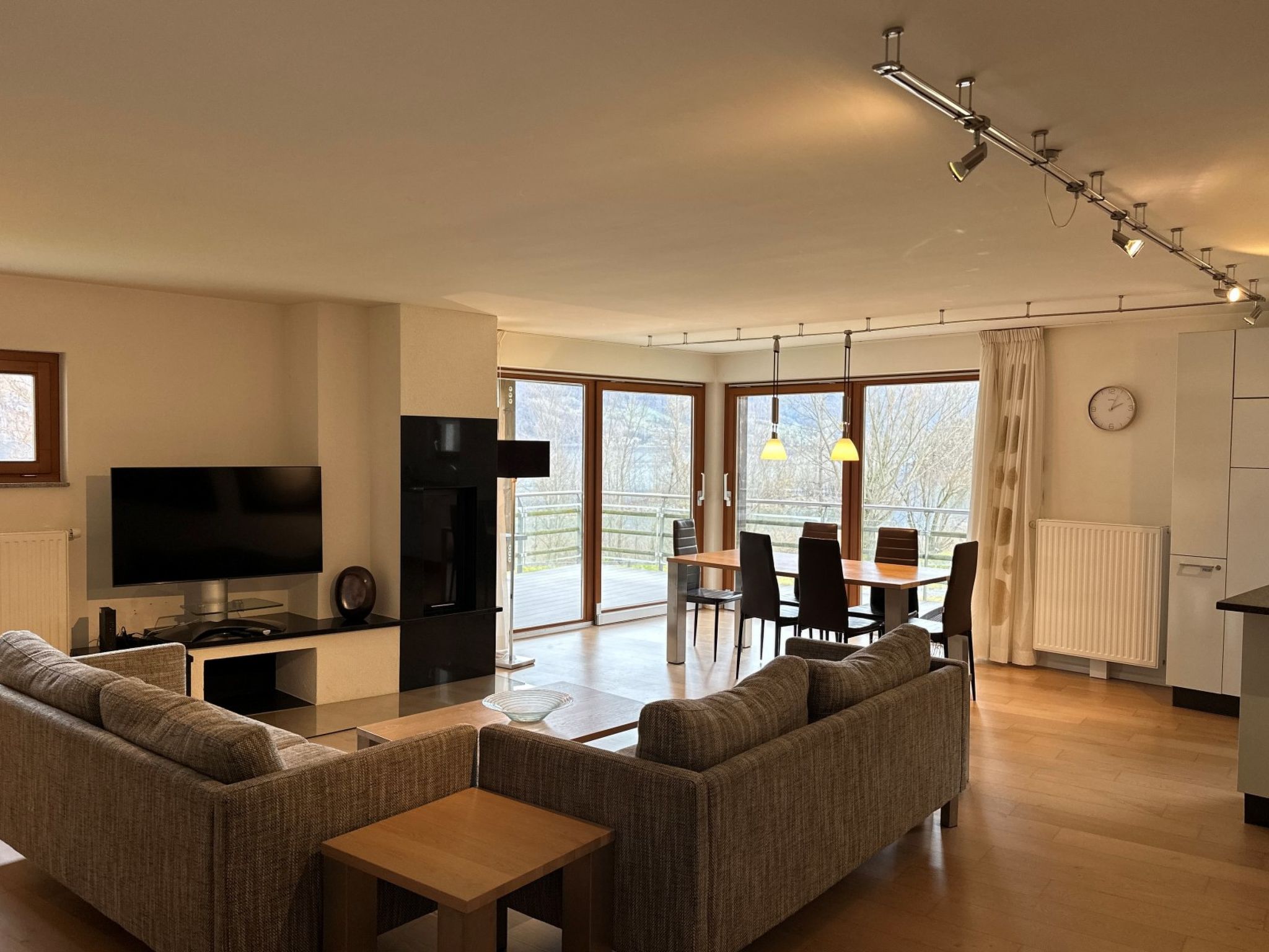 Walensee House & Apartments, (Unterterzen),