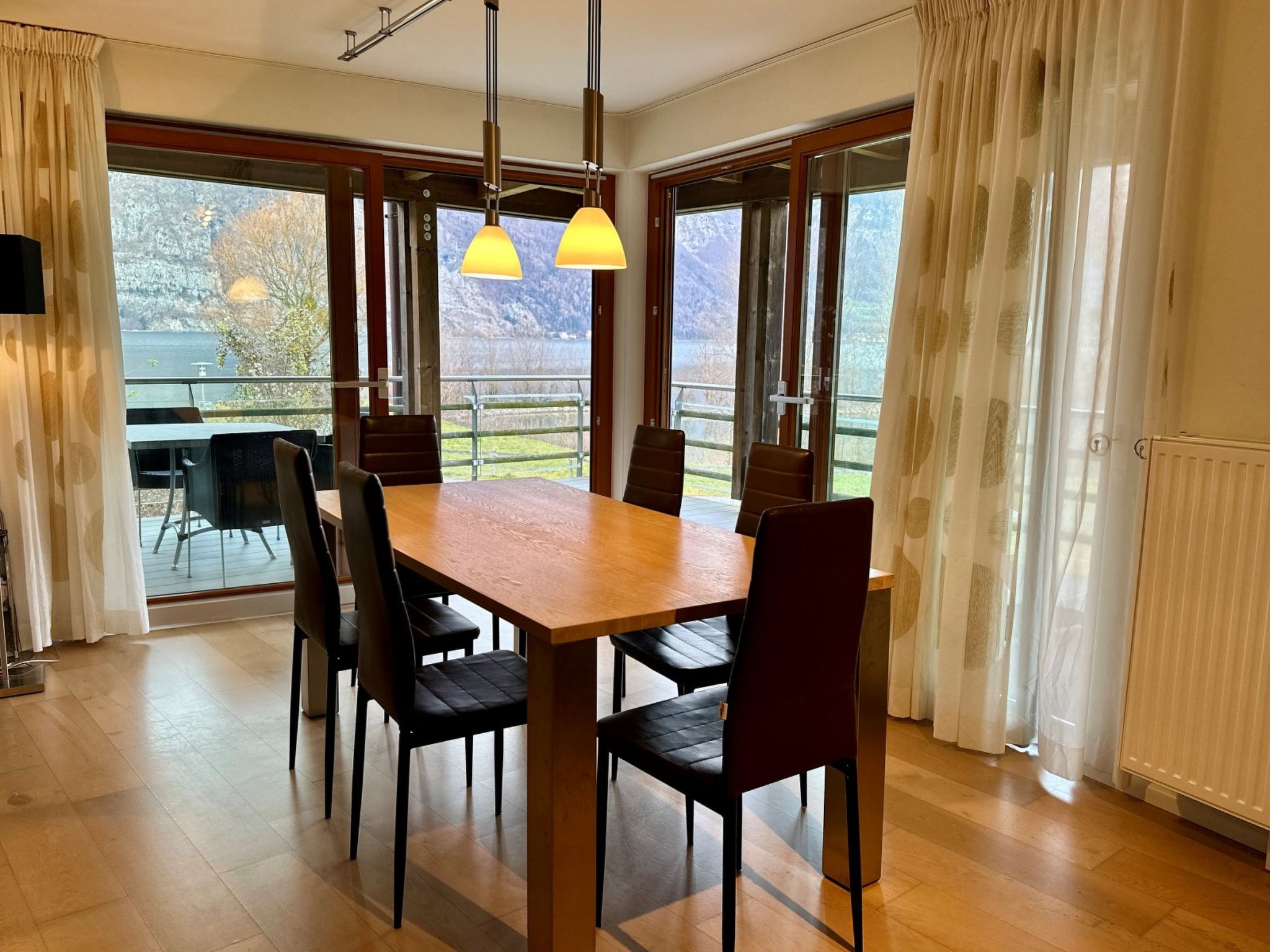 Walensee House & Apartments, (Unterterzen),