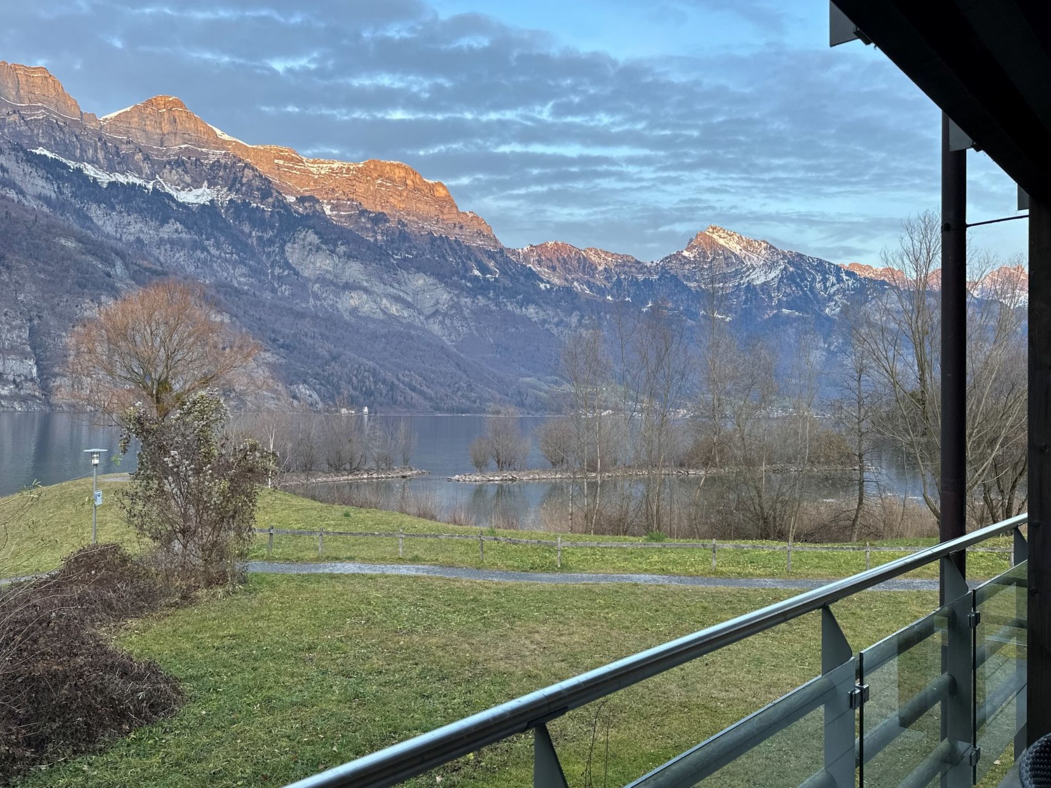 Walensee House & Apartments, (Unterterzen), - Outside