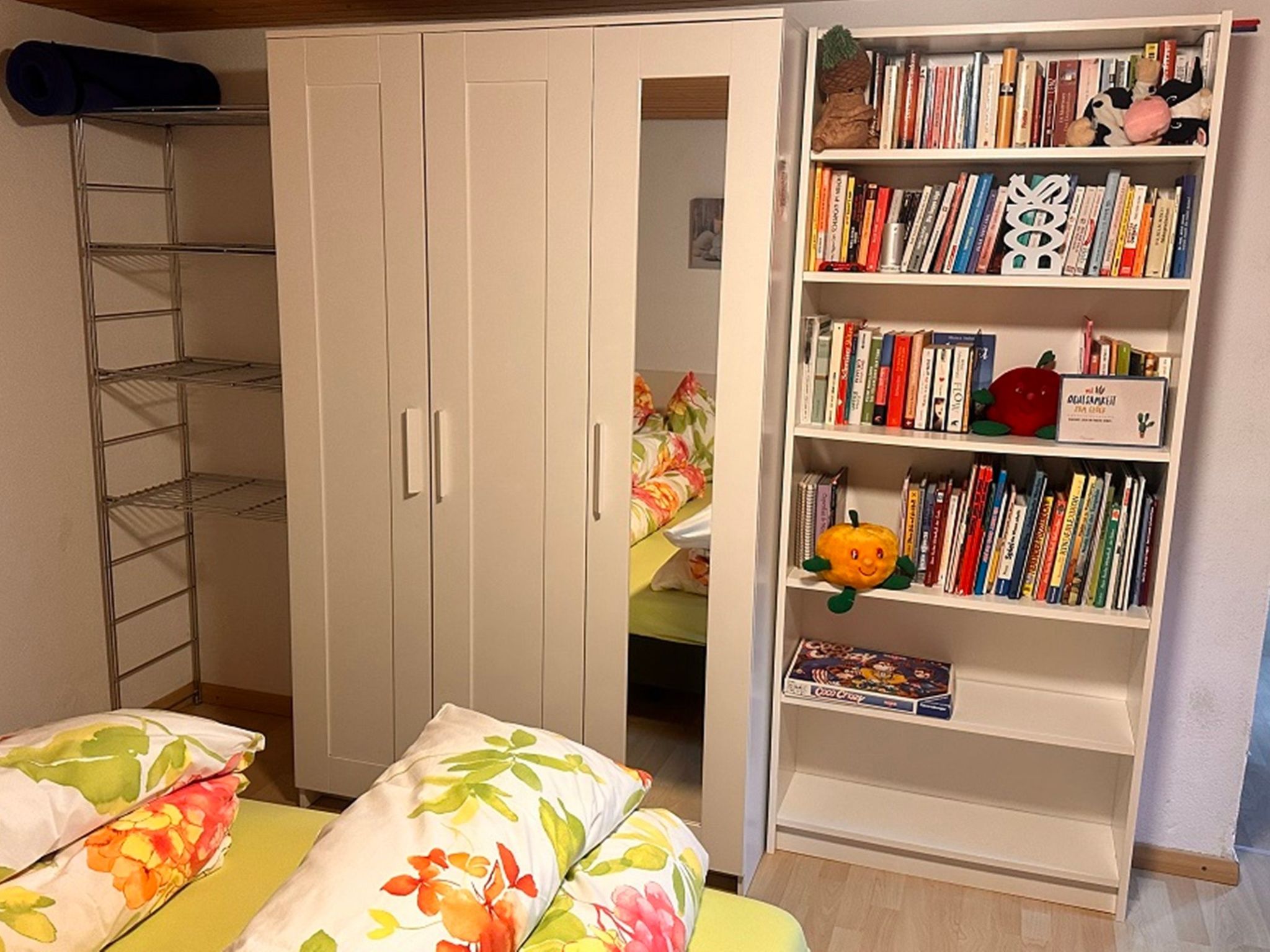 Appartement Bijouswiss - The Yellow House****, (Oberterzen), – Chambre, photo 21 sur 30