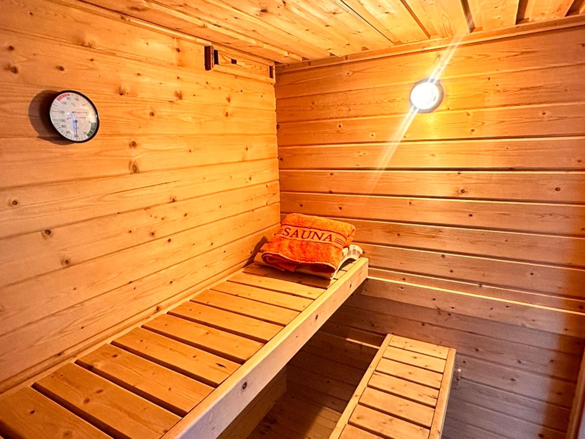 Appartement Bijouswiss - The Yellow House****, (Oberterzen), – Salle de bains, photo 27 sur 30