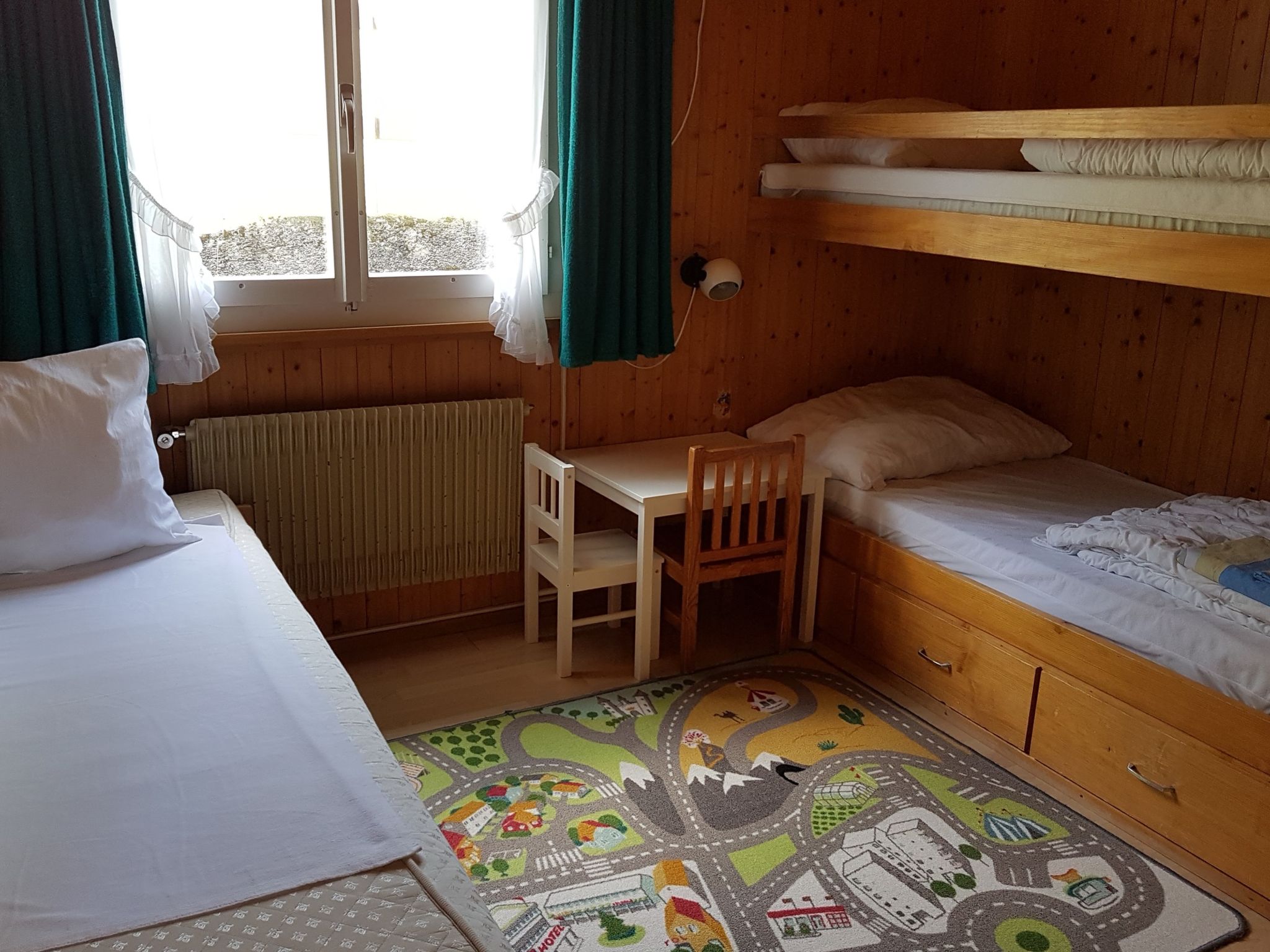 Chalet Hasehüsli, (Flumserberg Tannenboden). 3.5 Zimmerwohnung Bad/Dusche/Balko - Binnen