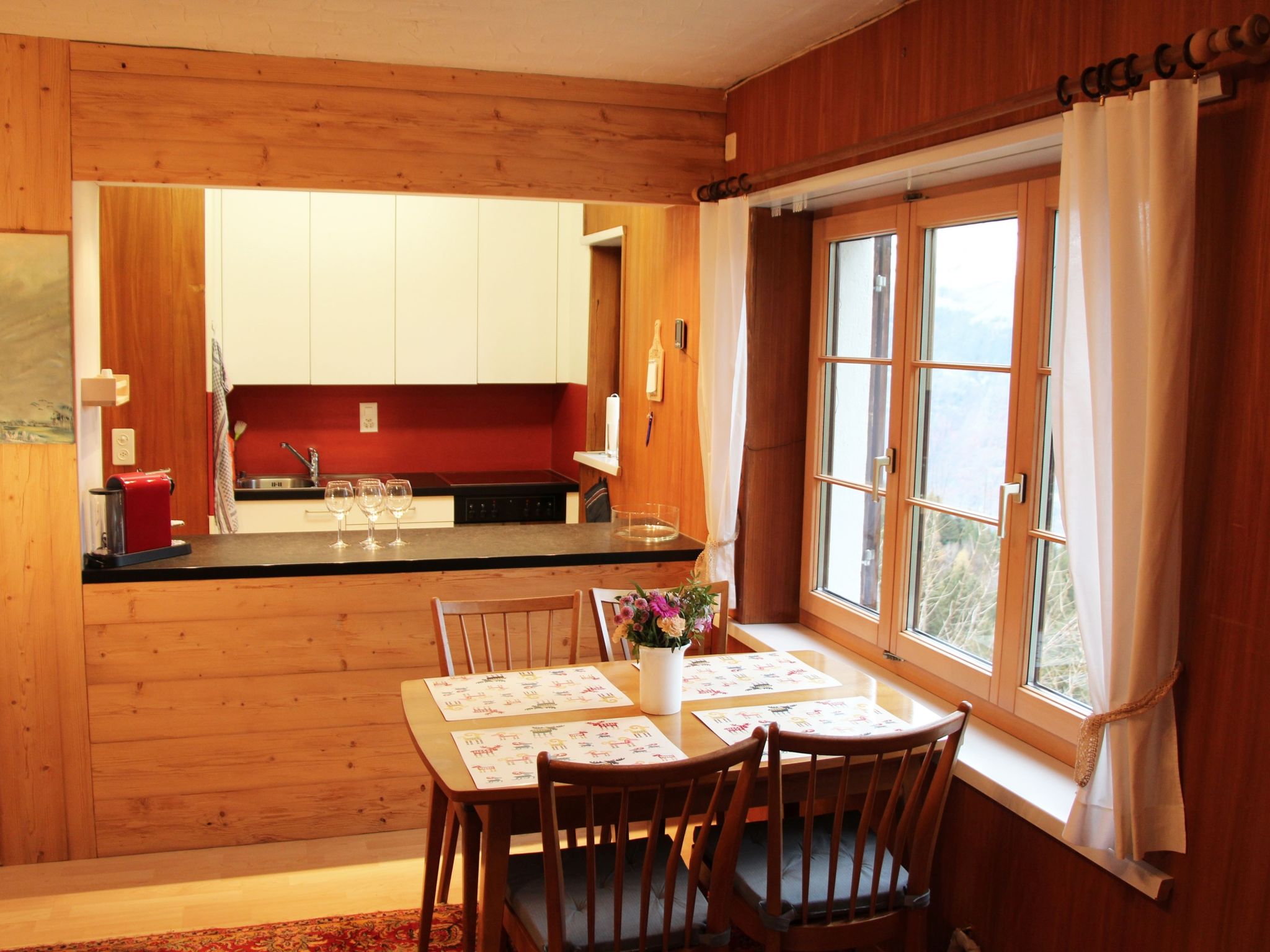 Chalet Schwendihus (CharmingStay). 3.5-Zimmerwohnung - Drinnen