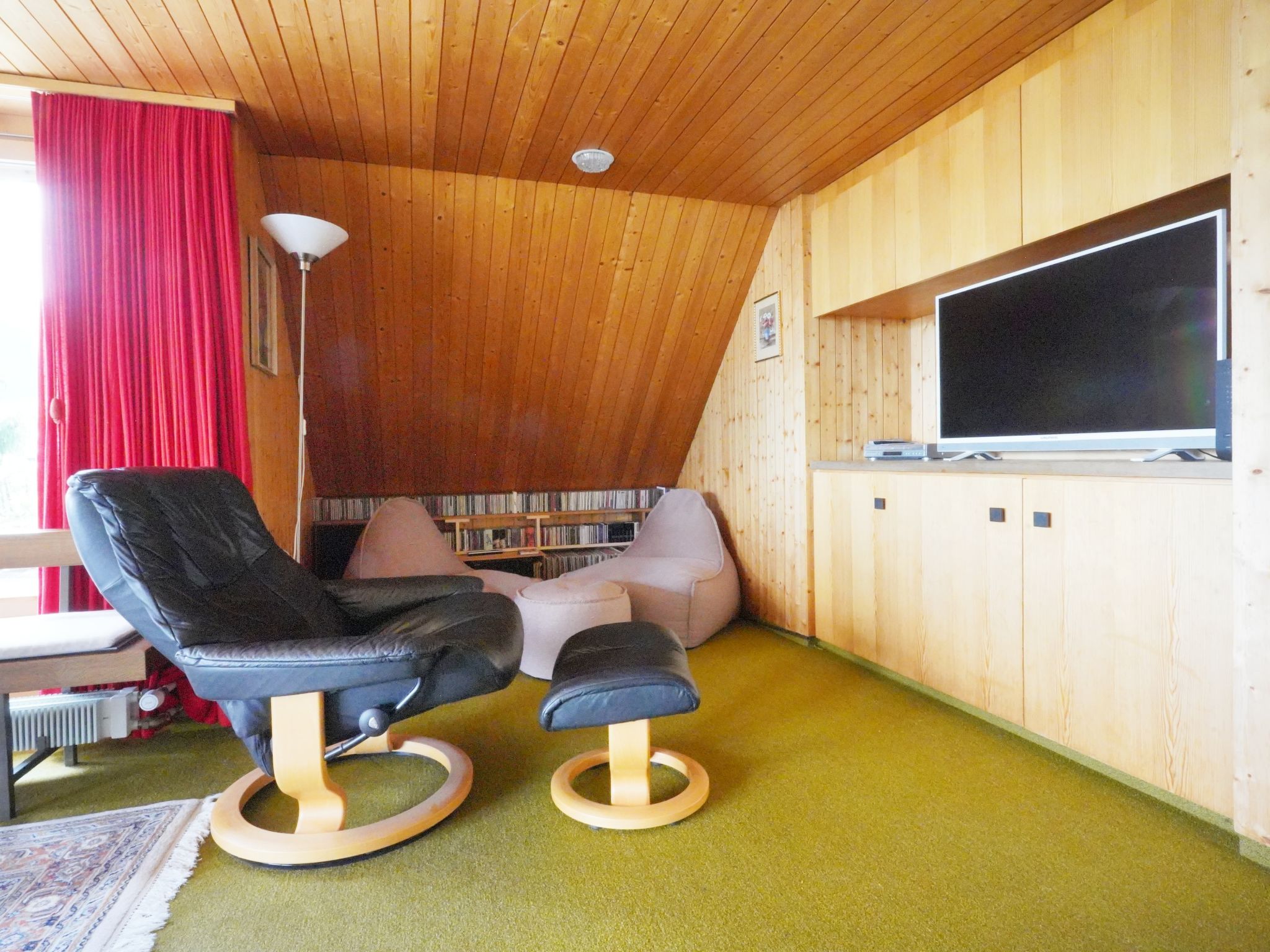Haus DOMO, (Flumserberg Tannenboden). EG - 3.5-Zimmerwohnung Dusche/Terrasse - Binnen