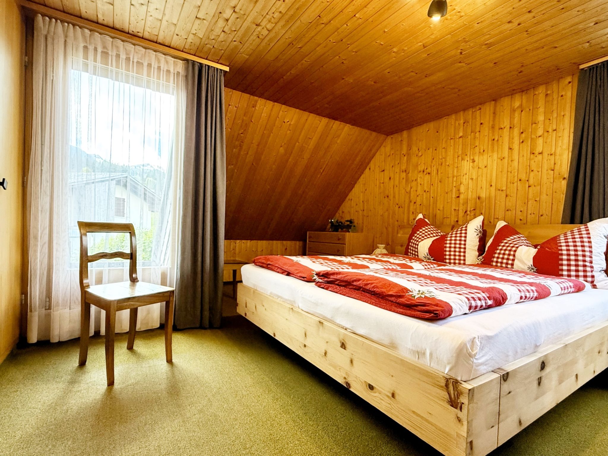 Haus DOMO, (Flumserberg Tannenboden). EG - 3.5-Zimmerwohnung Dusche/Terrasse