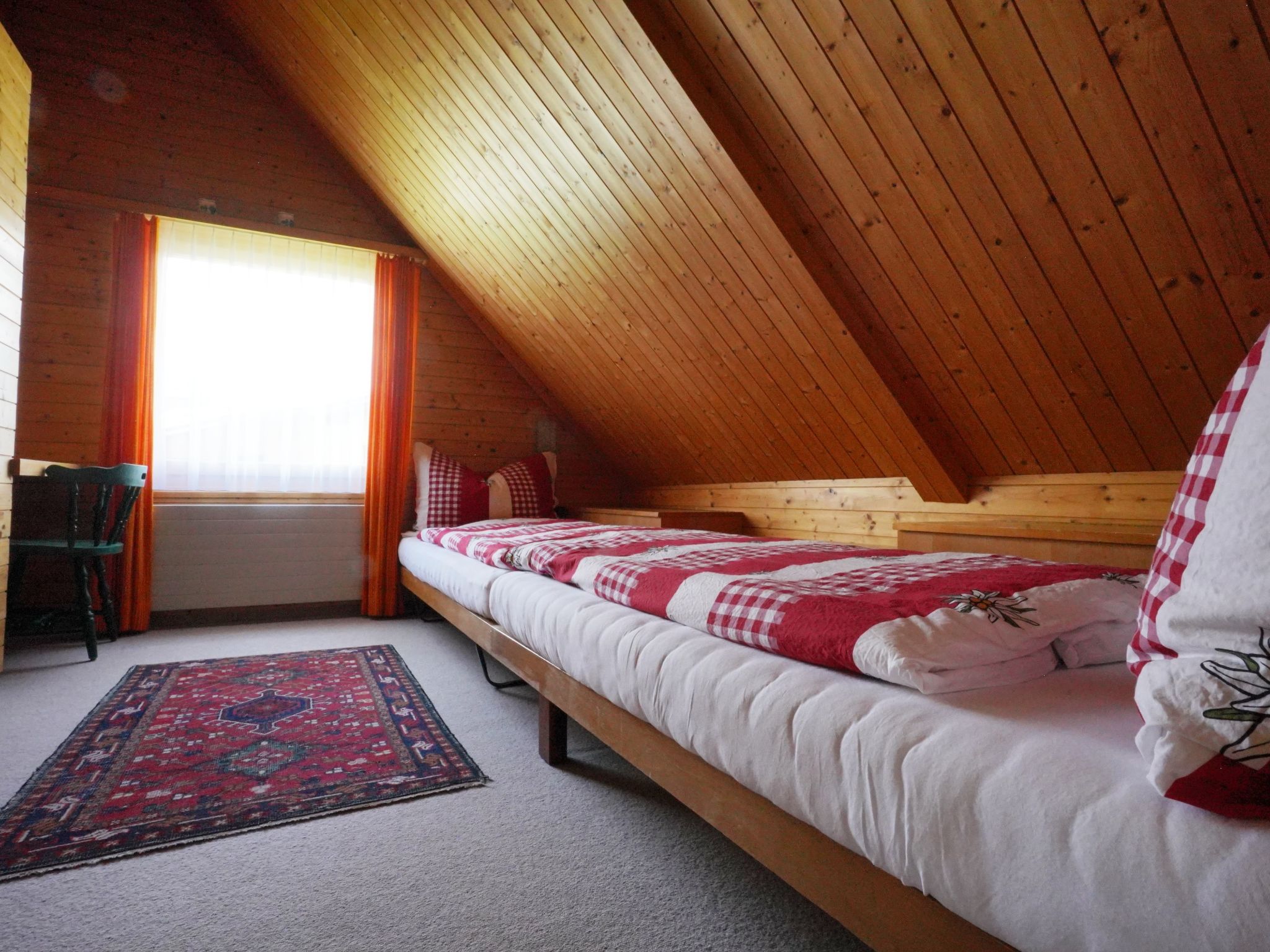Haus DOMO, (Flumserberg Tannenboden). OG - 4.5-Zimmerwohnung Dusche/Balkon - Binnen
