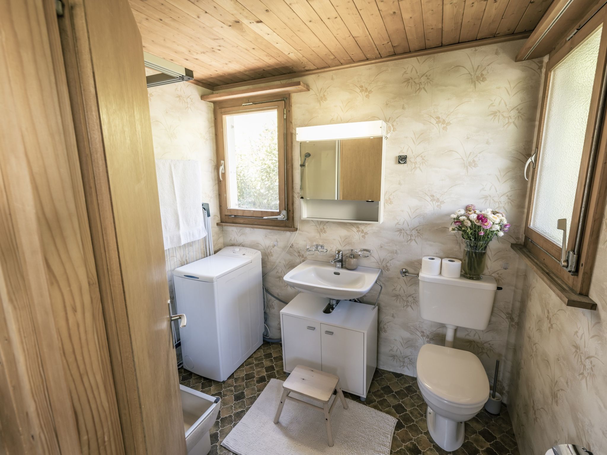 Chalet Agathli, (Flumserberg Bergheim). 4.5-Zimmerwohnung Bad/Dusche/Balkon - Image-tags.info