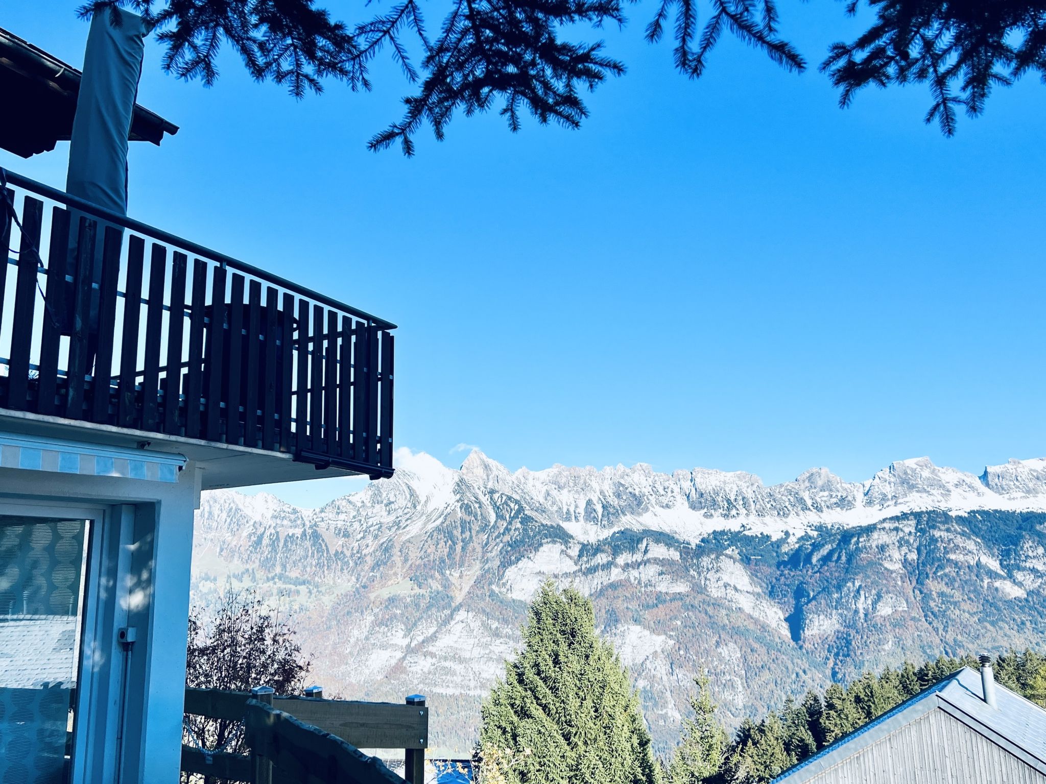 Chalet Windegg (CharmingStay). 2.5 Zimmerwohnung EG - Image-tags.info
