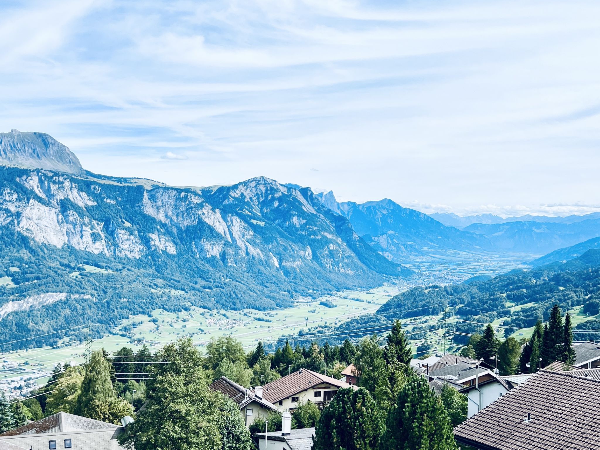 Haus Panorama Hak (CharmingStay). 4.5-Zimmerwohnung Bad/Dusche/2 Balkone - Image-tags.info