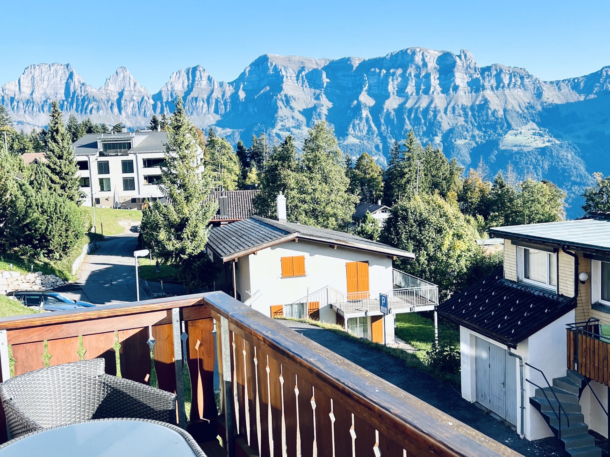 Haus Steinbock (CharmingStay). 3.5-Zimmerwohnung 2OG - Image-tags.info