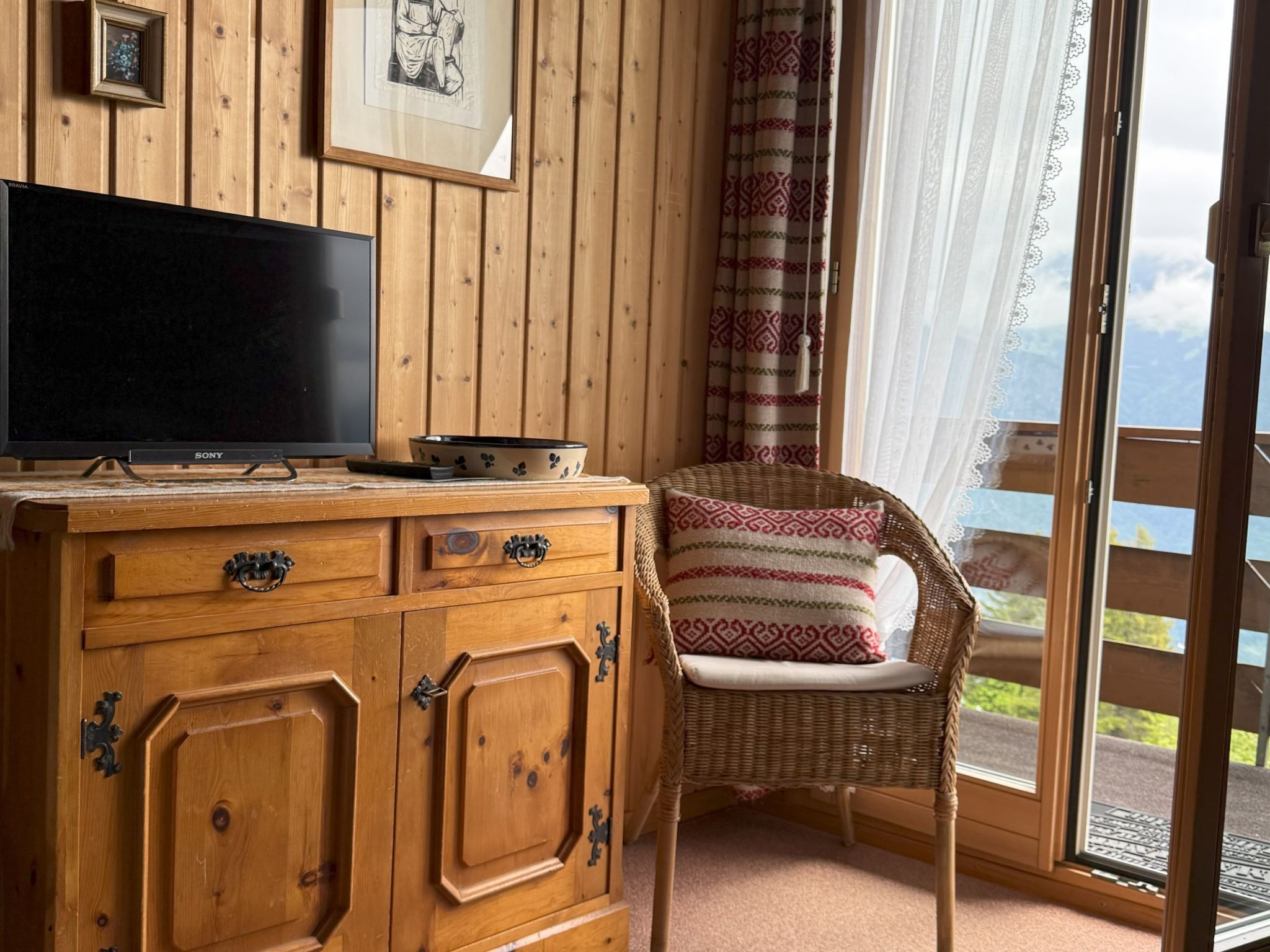 Chalet Ruedi (CharmingStay). 3.5-Zimmerwohnung - Image-tags.info