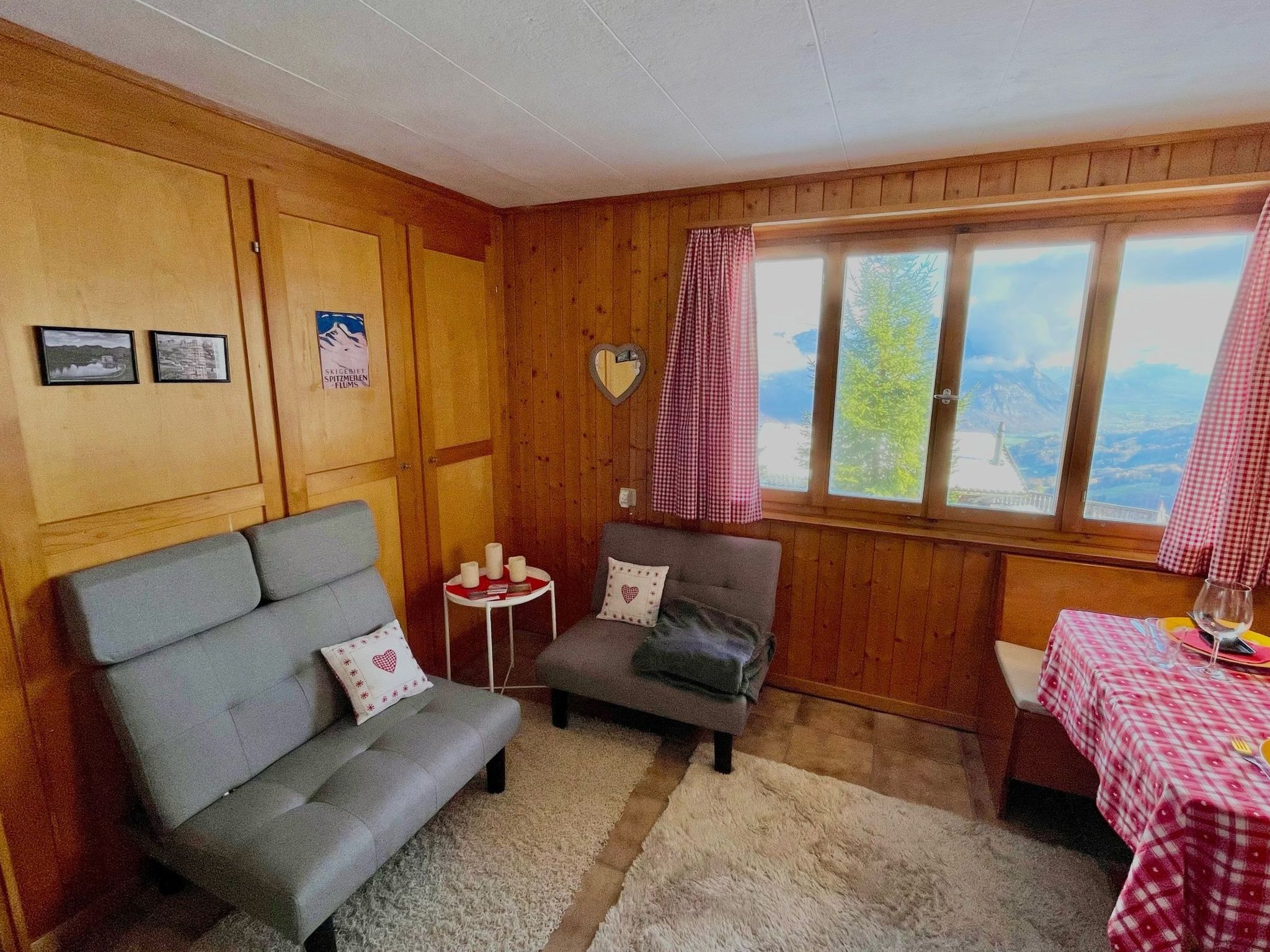 Appartement Chalet Felsenberg (CharmingStay), (Flumserberg Tannenheim), – Séjour, photo 4 sur 23