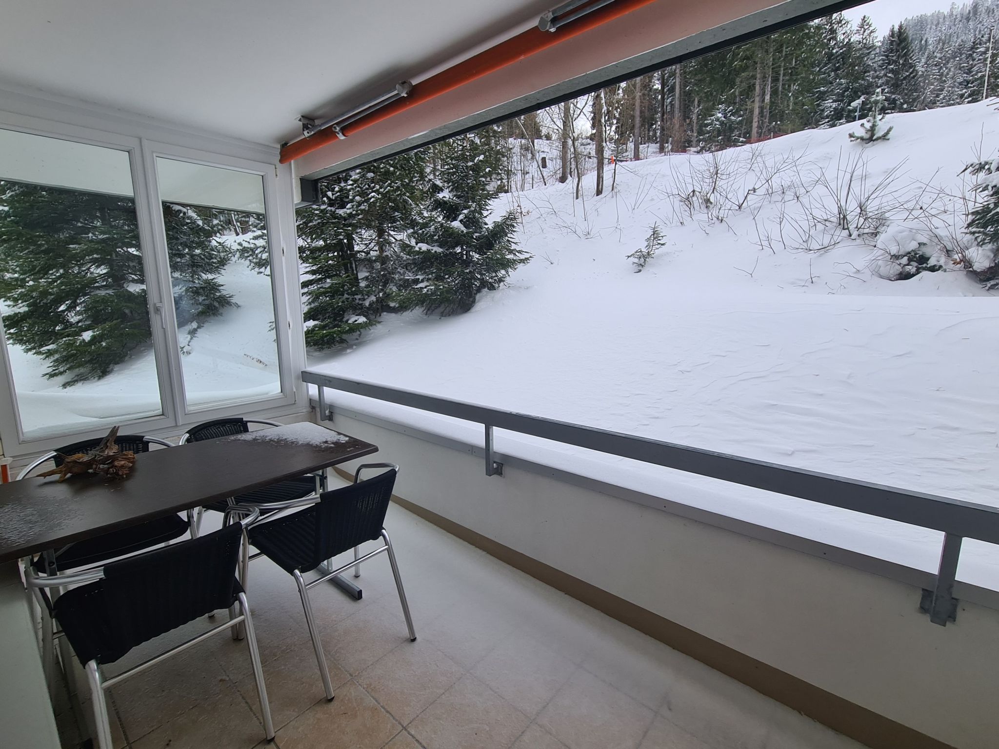 Apartmenthaus Gauenpark (CharmingStay). 2.5-Zimmerwohnung AE6 - Image-tags.info