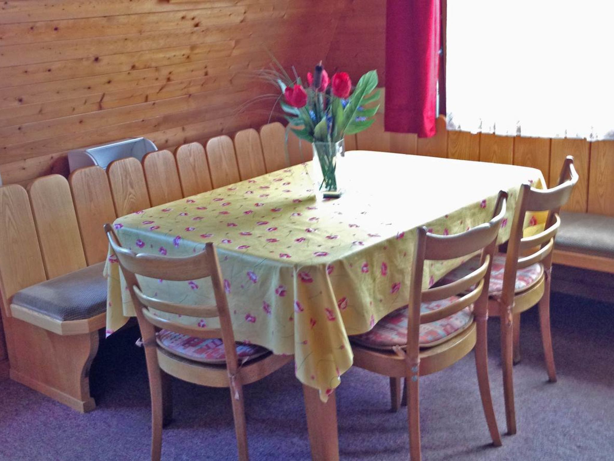 Chalet Iris, (Flumserberg Tannenheim). 4 Zimmerwohnung mit Gartensitzplatz