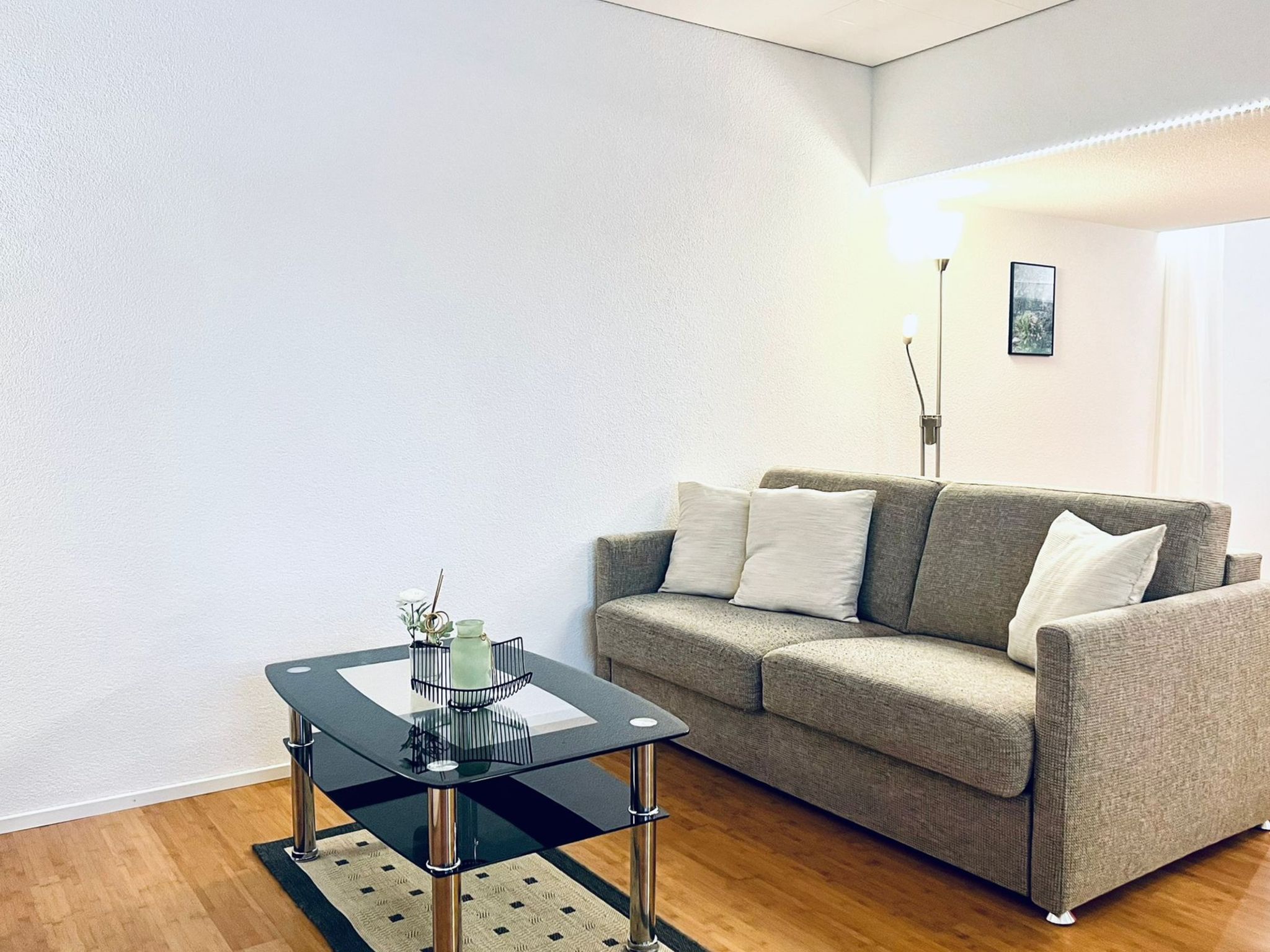Gauencenter EG (CharmingStay). 2.5-Zimmerwohnung