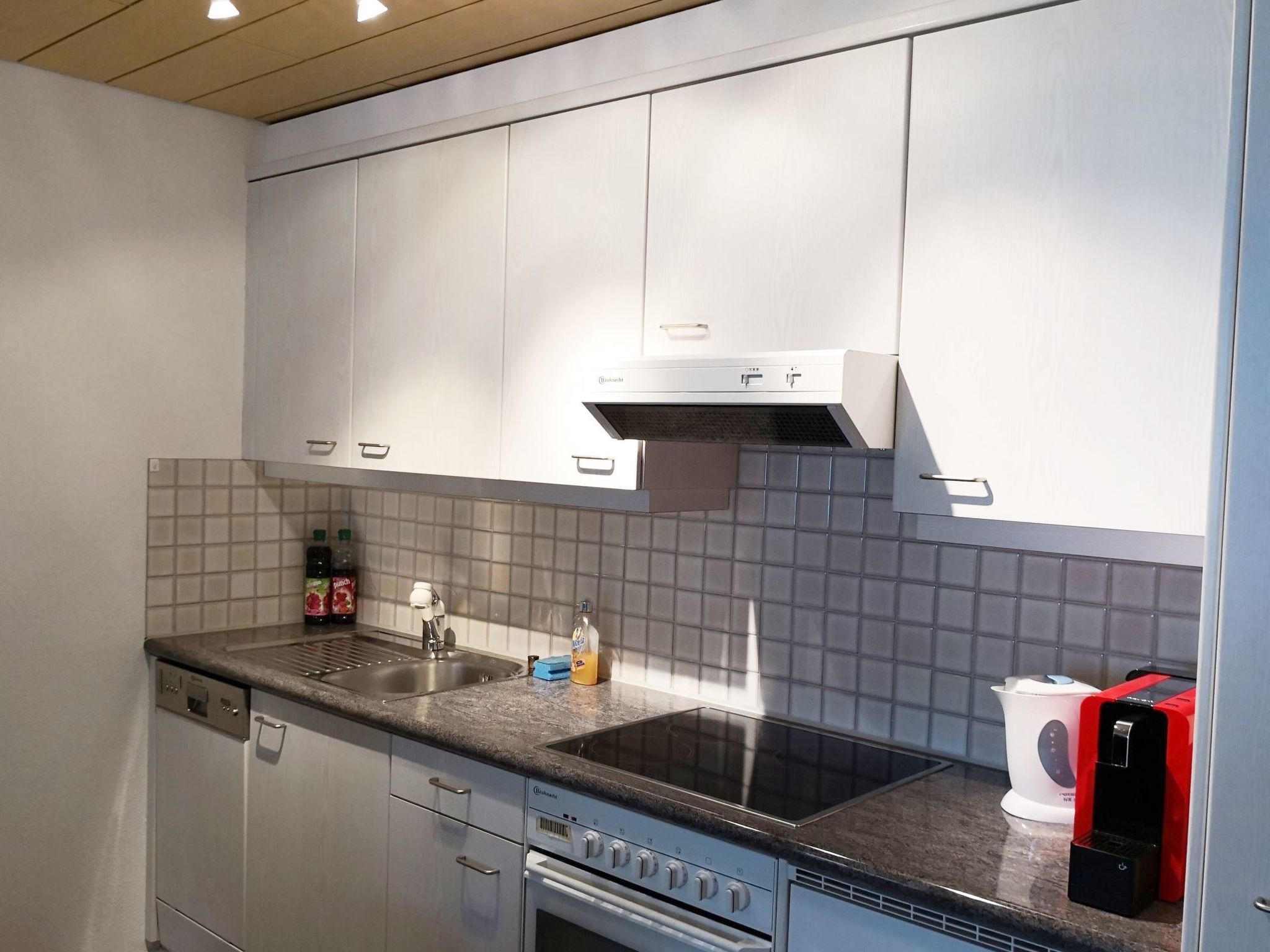 Haus zur Tanne (CharmingStay). 2.5-Zimmerwohnung - Drinnen