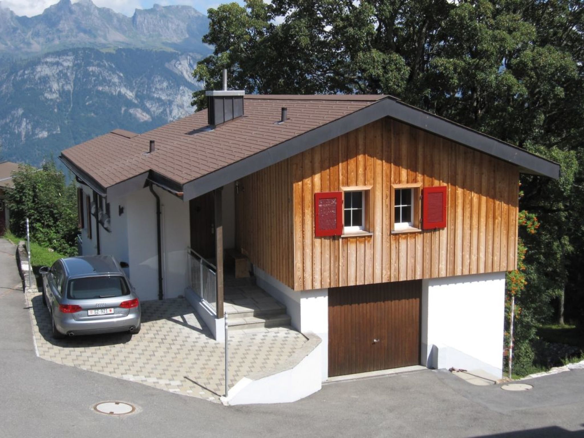 Haus Ahorn, (Flumserberg Tannenboden). 4.5 Zimmerwohnung Bad/Dusche/Balkon - Buiten