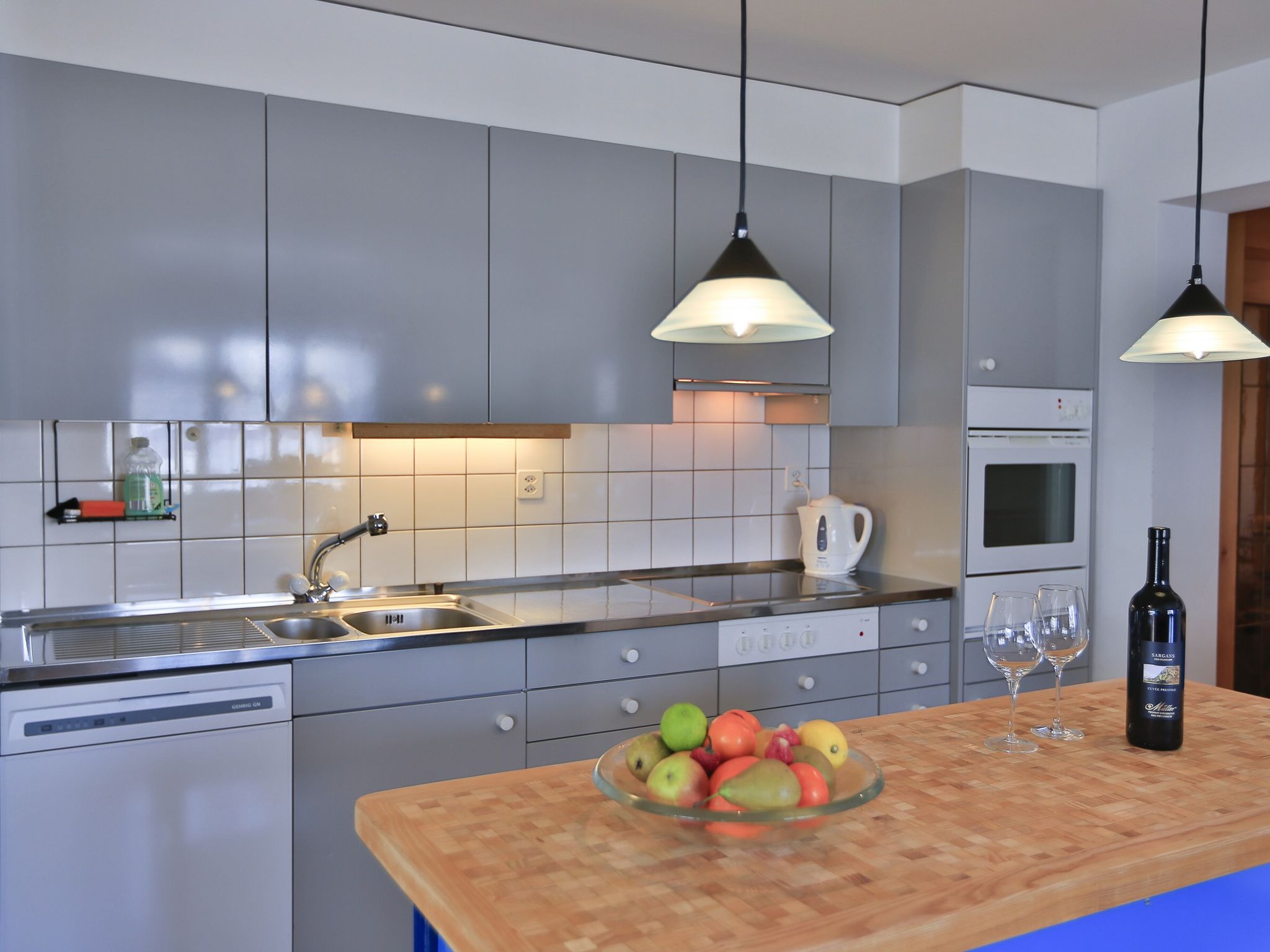 Steinröschen, (Flumserberg Tannenboden). 3.5 Zimmerwohnung Bad/Dusche/Terrasse - Binnen