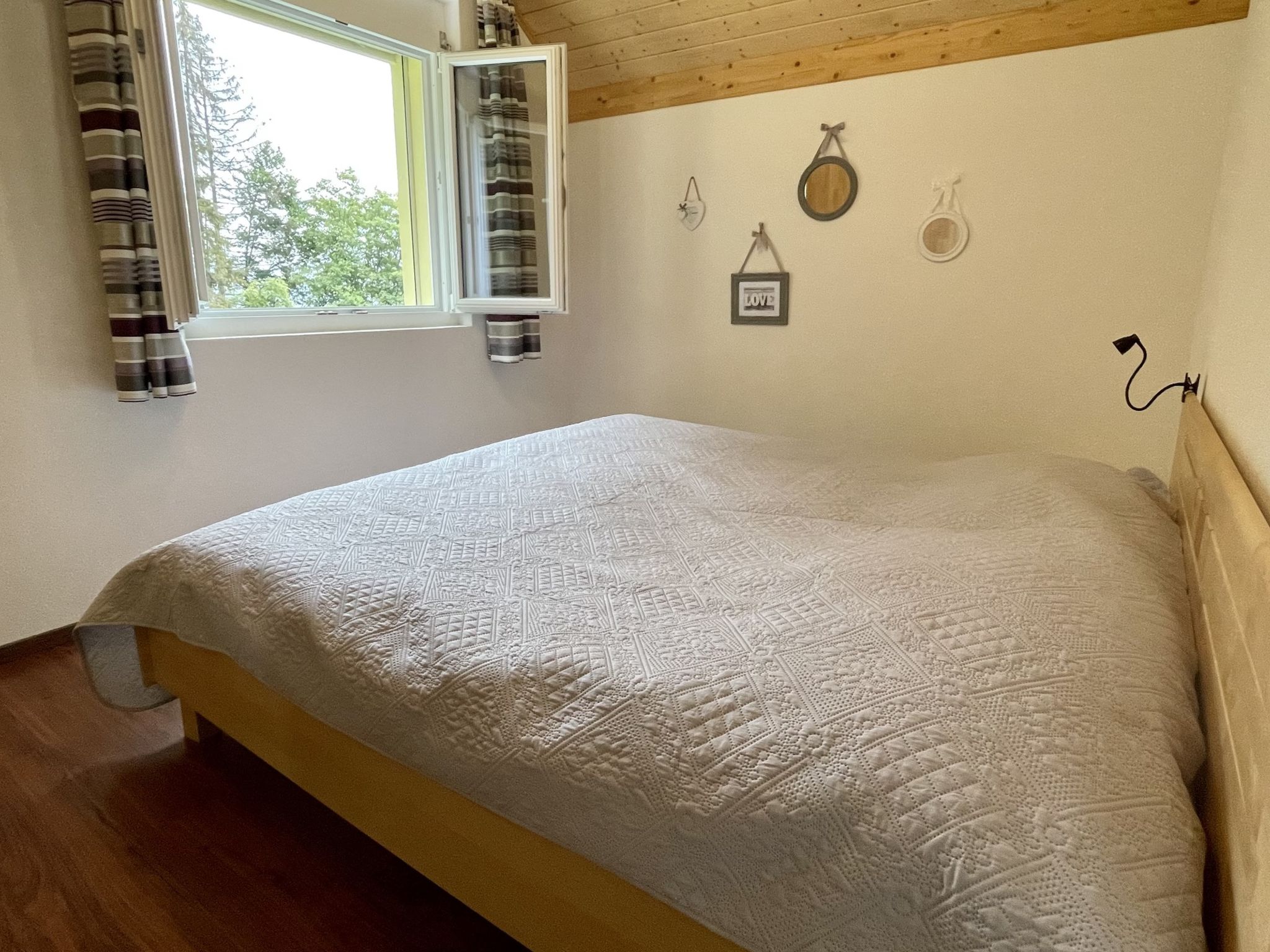 Haus Heimetli, (CharmingStay). 3.5-Zimmer-Haus - Drinnen