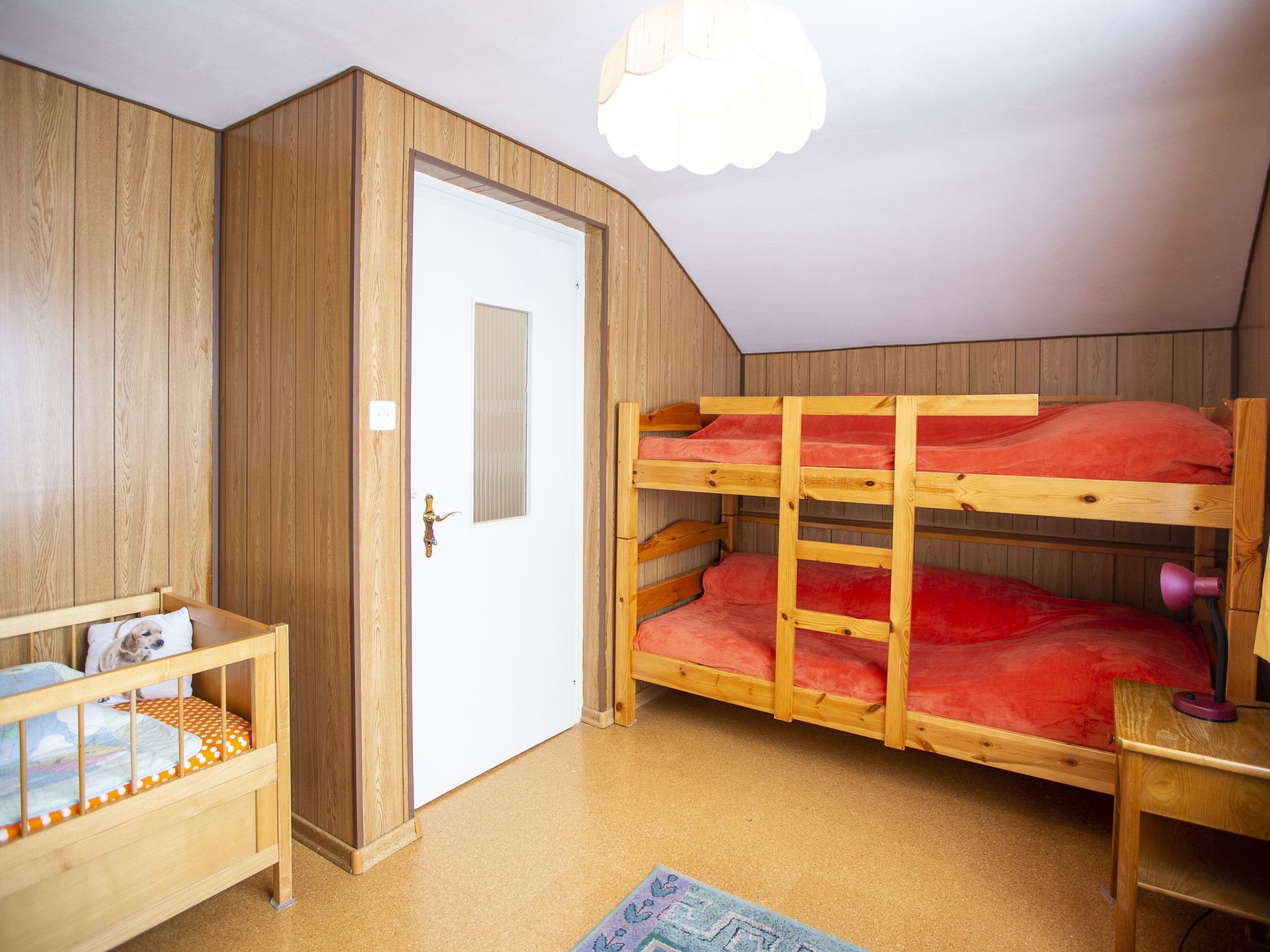 Lerchenhüsli, (Flumserberg Tannenboden). 4.5 Zimmer-Chalet mit Bad/Dusche - Binnen