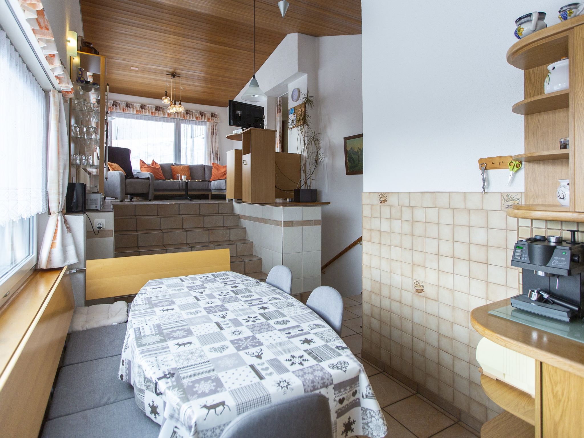 Lerchenhüsli, (Flumserberg Tannenboden). 4.5 Zimmer-Chalet mit Bad/Dusche - Binnen