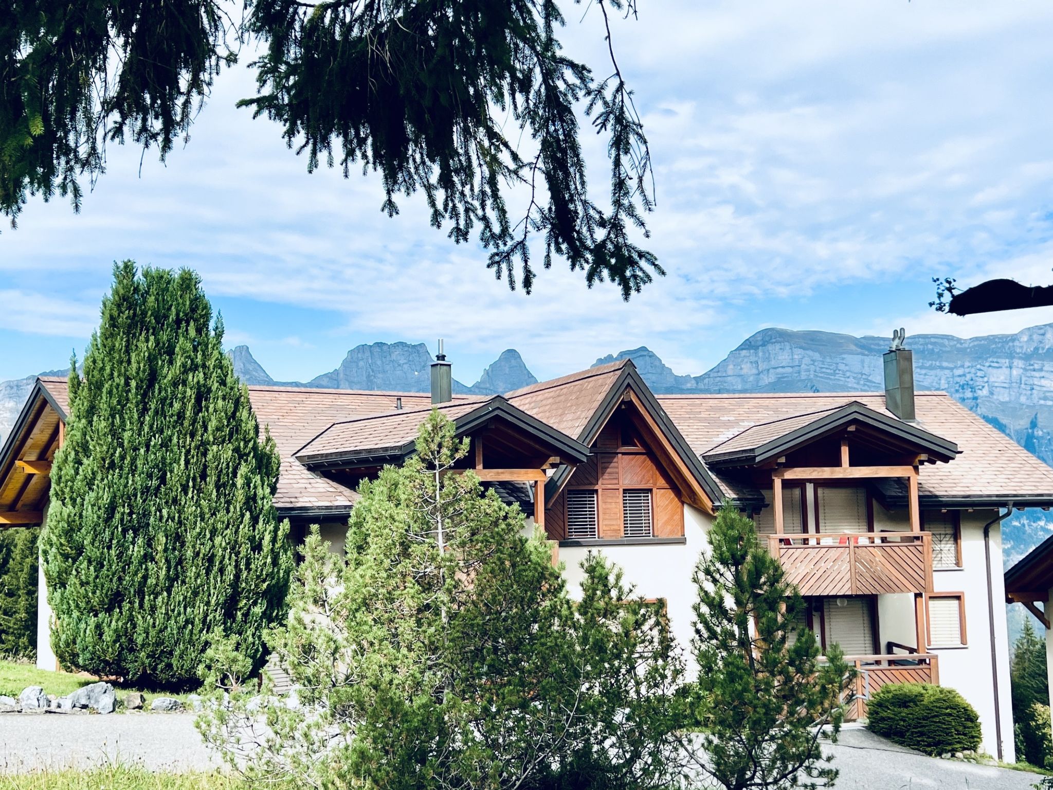 Alpenresidenz (CharmingStay). 4.5-Zimmerwohnung - Draußen