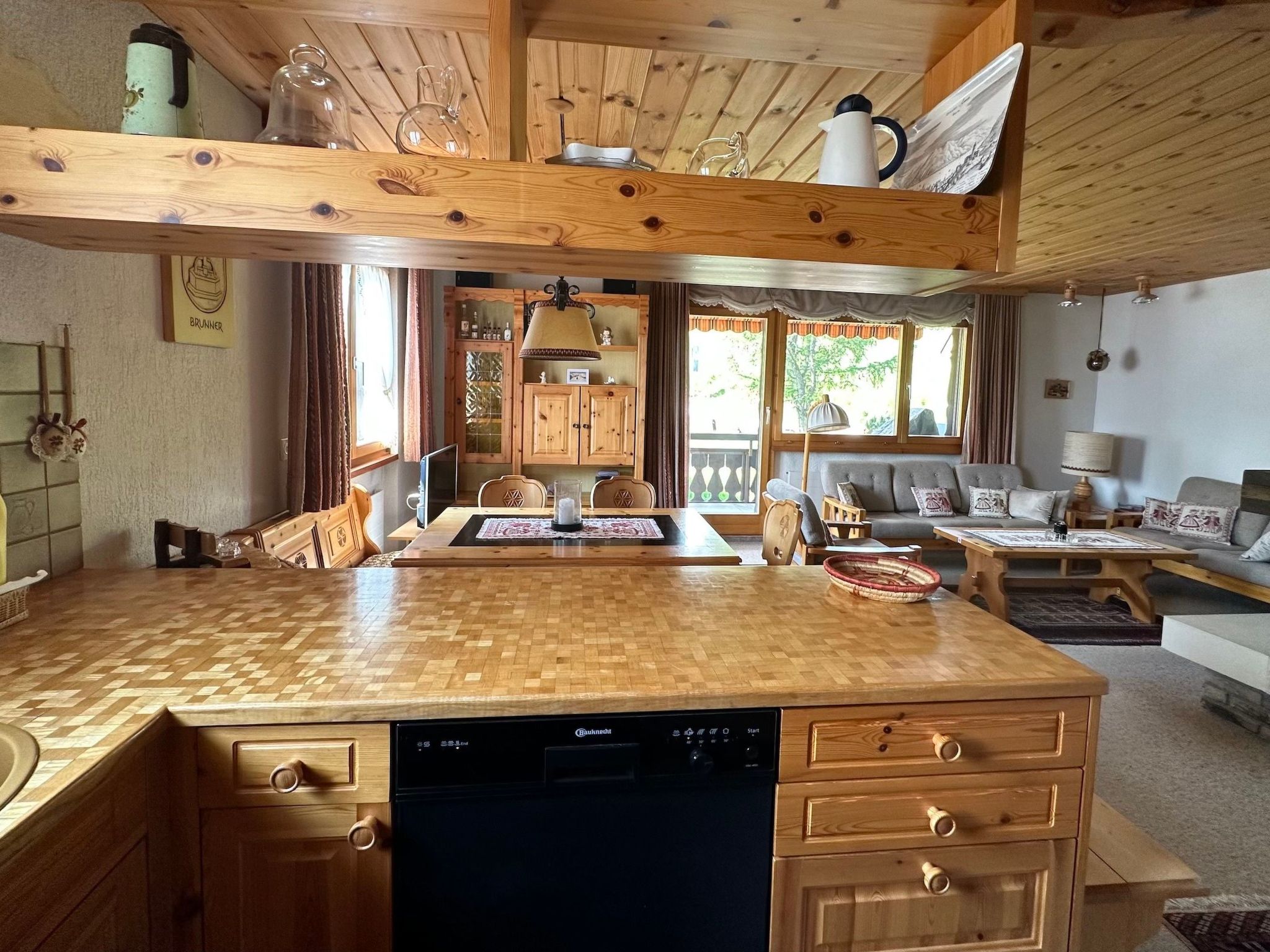Appartement "Haus zur Arve", (Flumserberg Tannenboden), – Cuisine et coin repas, photo 6 sur 21