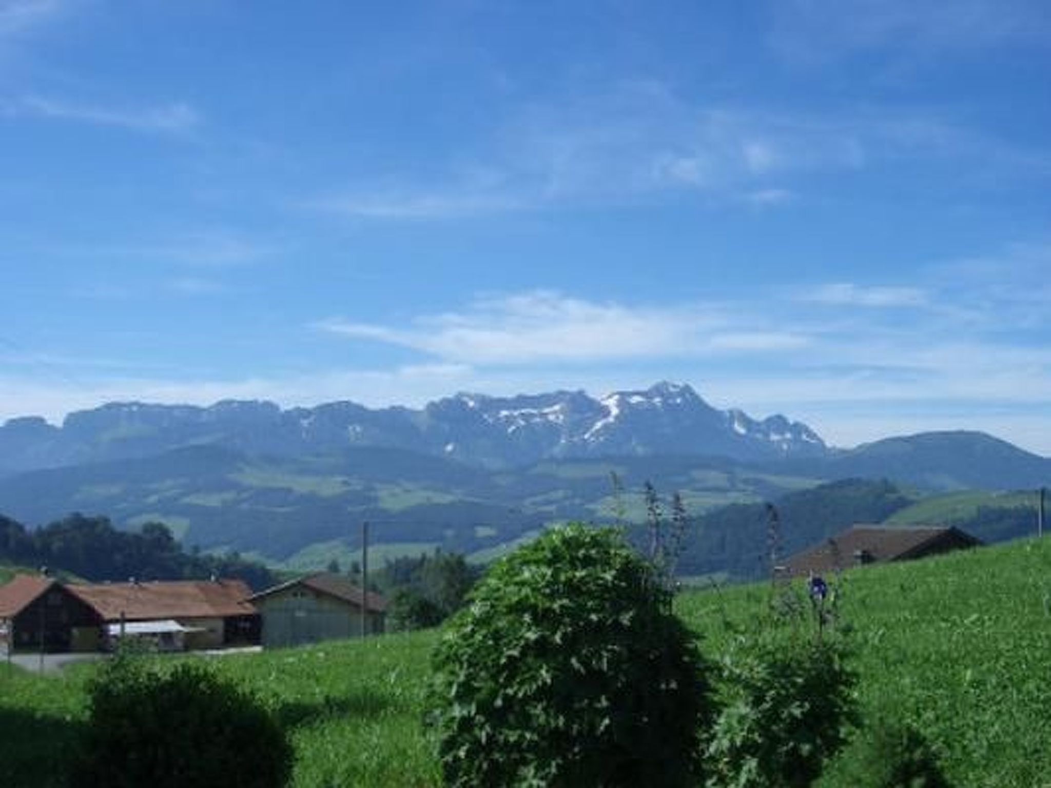 "Hüttli" neben dem Bauernhof Fendrig