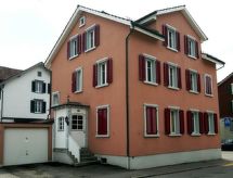 Ruim 6-persoons appartement in Gossau met uitzicht en tuin - thumbnail 1