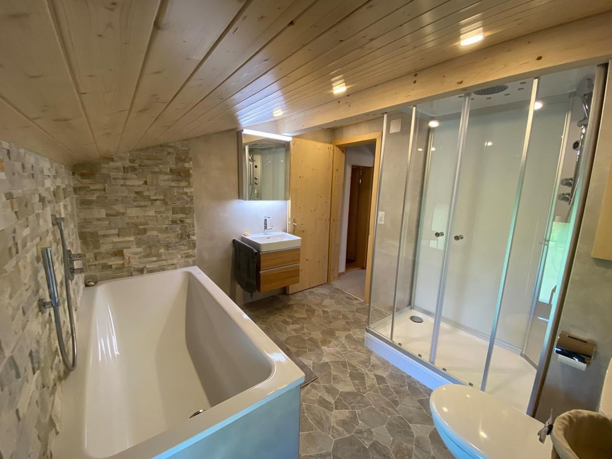 Alpakahof Ferien-Dedans