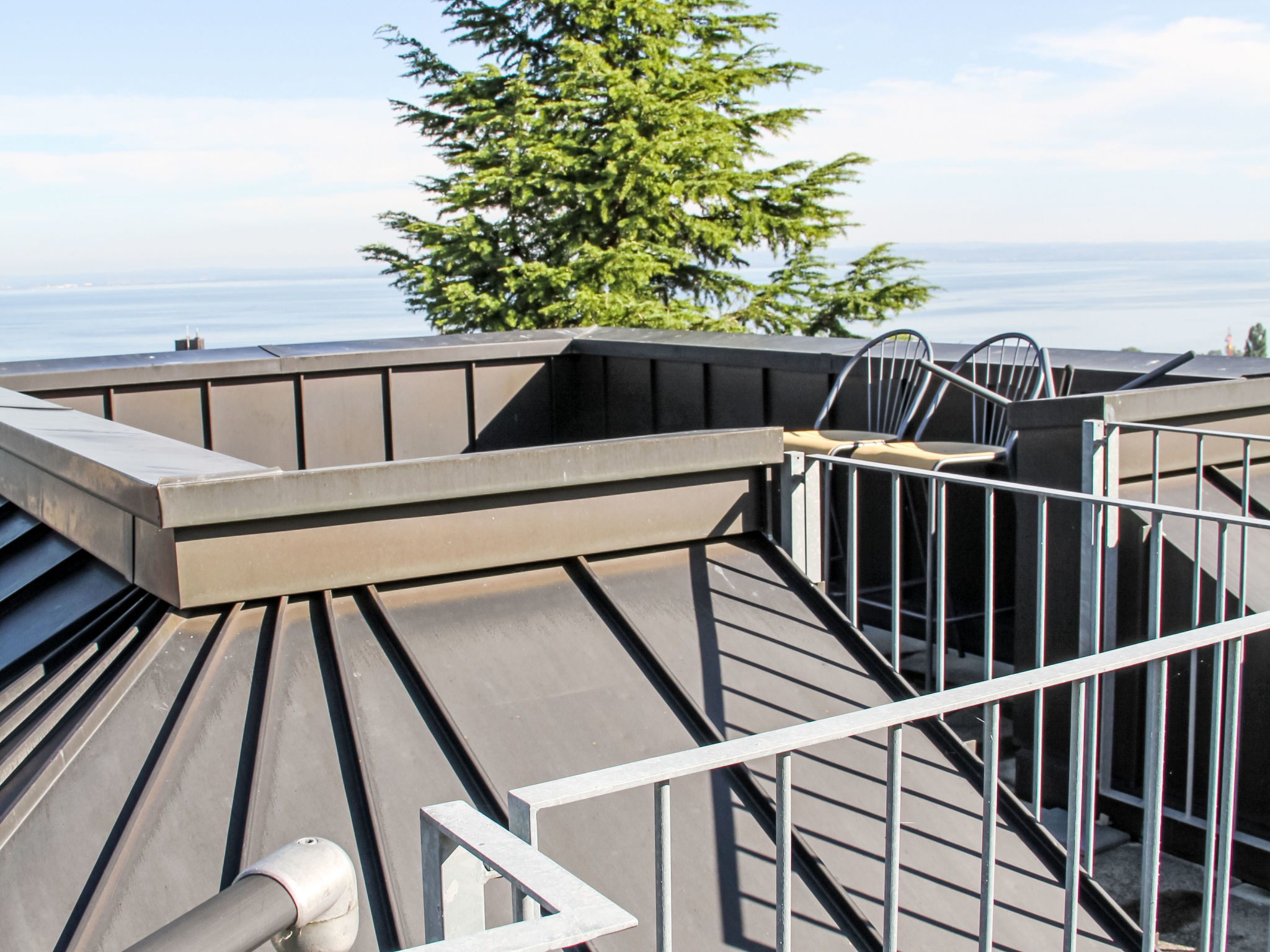 Lake View Hideaway