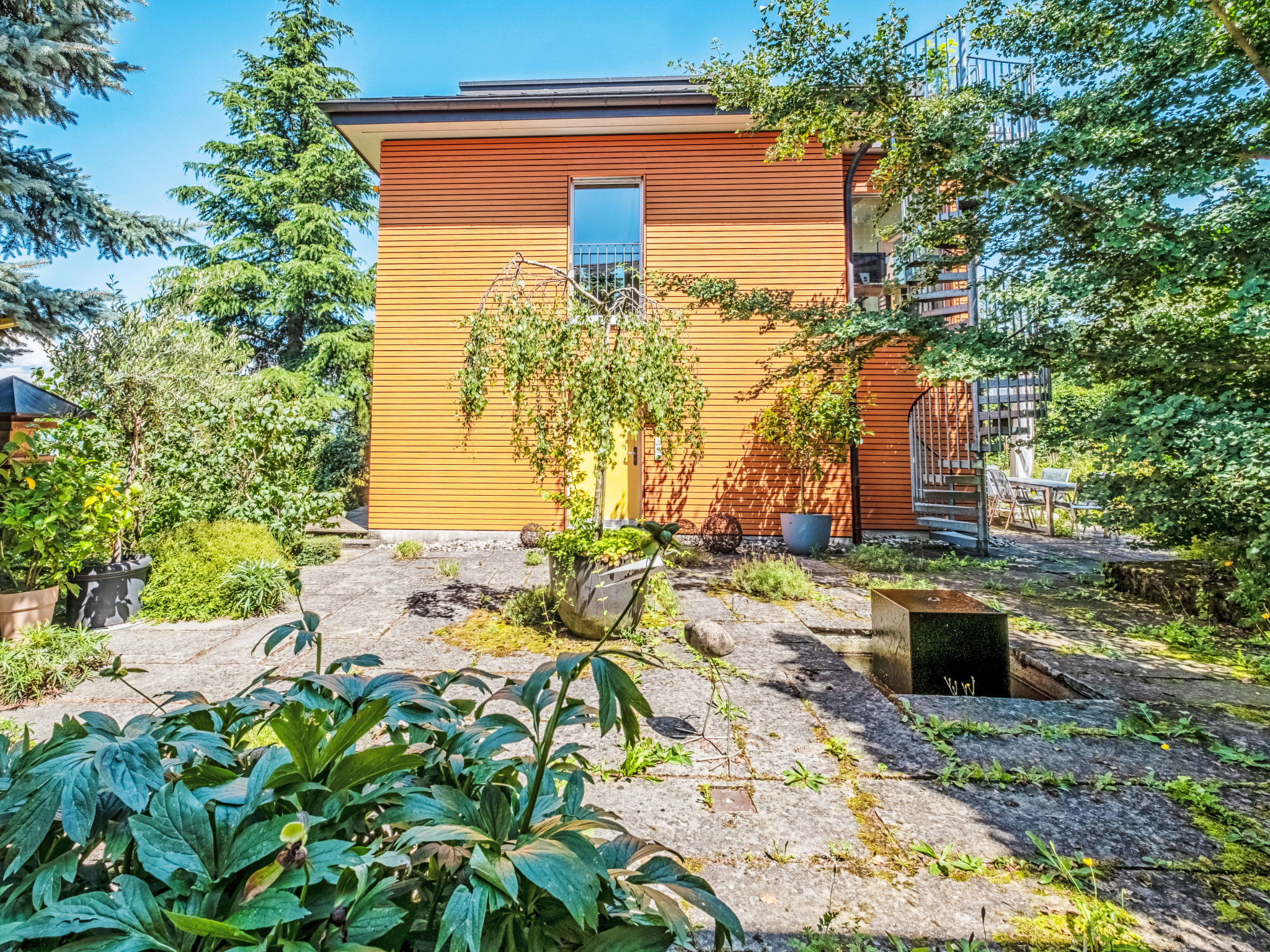 Lake View Hideaway