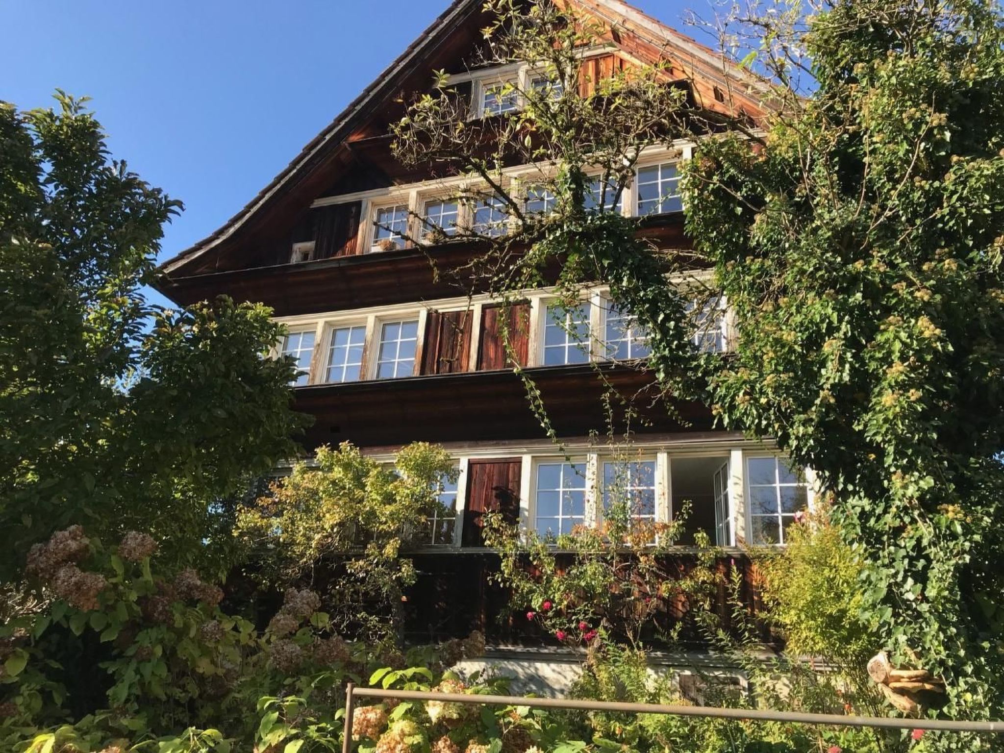 Altes Schulhaus-Outside