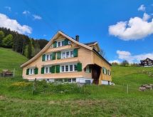 Vrijstaand chalet Seuzach met sauna en panoramisch uitzicht op de bergen - thumbnail 2